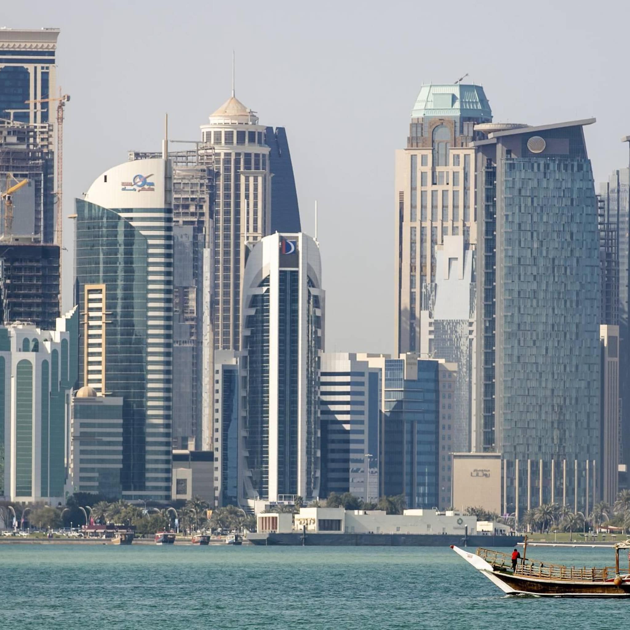 qatar bouwt s werelds grootste fabriek voor blauwe ammoniak