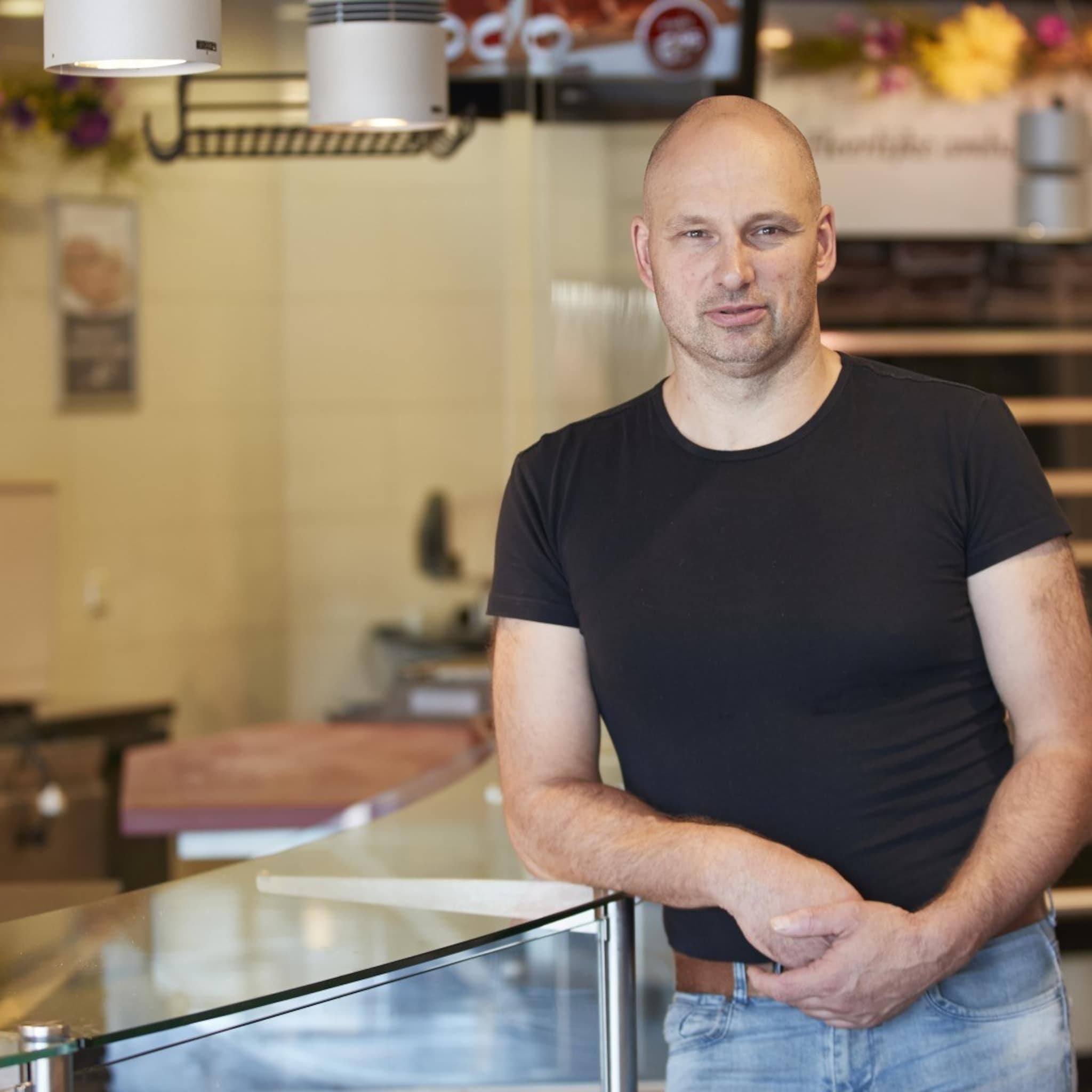 hoge energierekening doet ambachtelijk slager jurriaan de das om het is onverbiddelijk