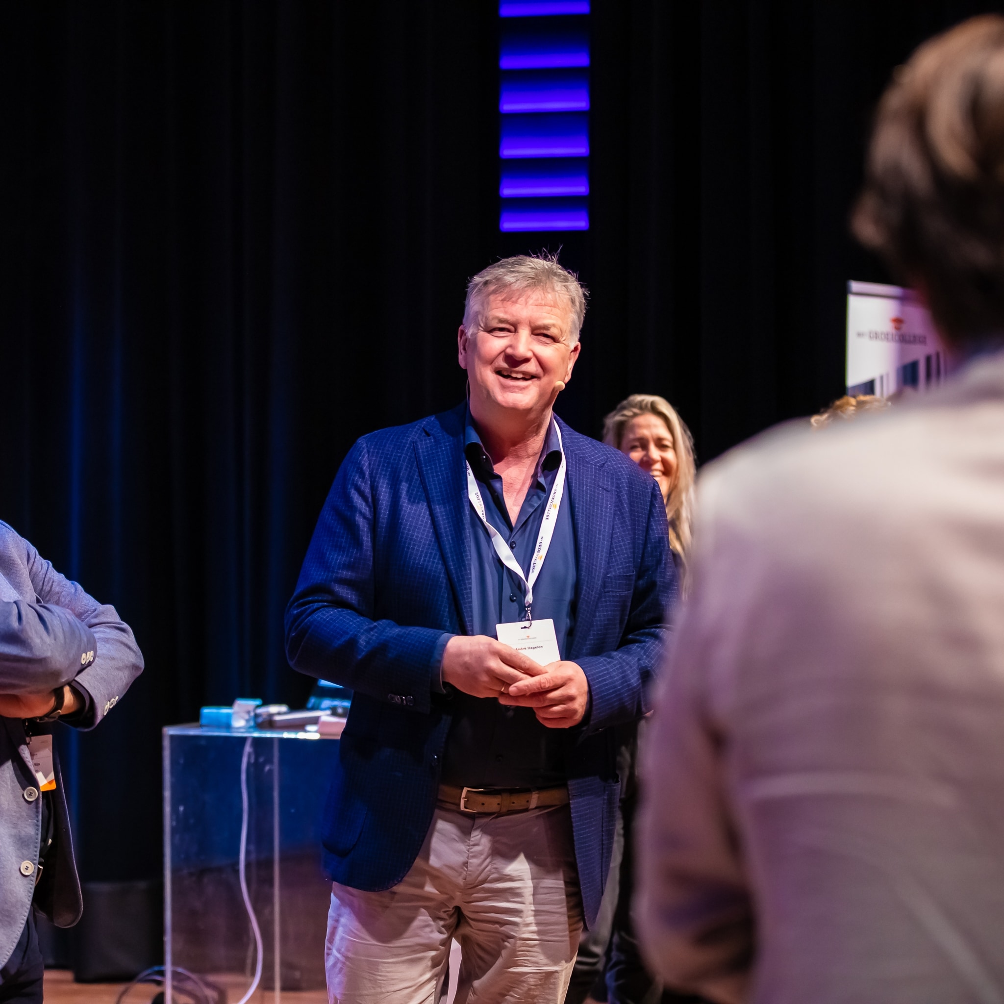 sales professor andre hagelen legt bij het groeicollege uit hoe sales leuker eenvoudiger en succesvoller kan