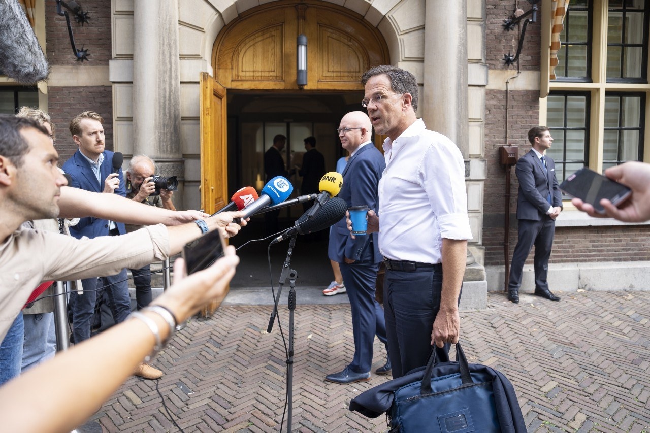 rutte over koopkrachtcrisis effecten van hoge prijzen op z n hoogst te verzachten