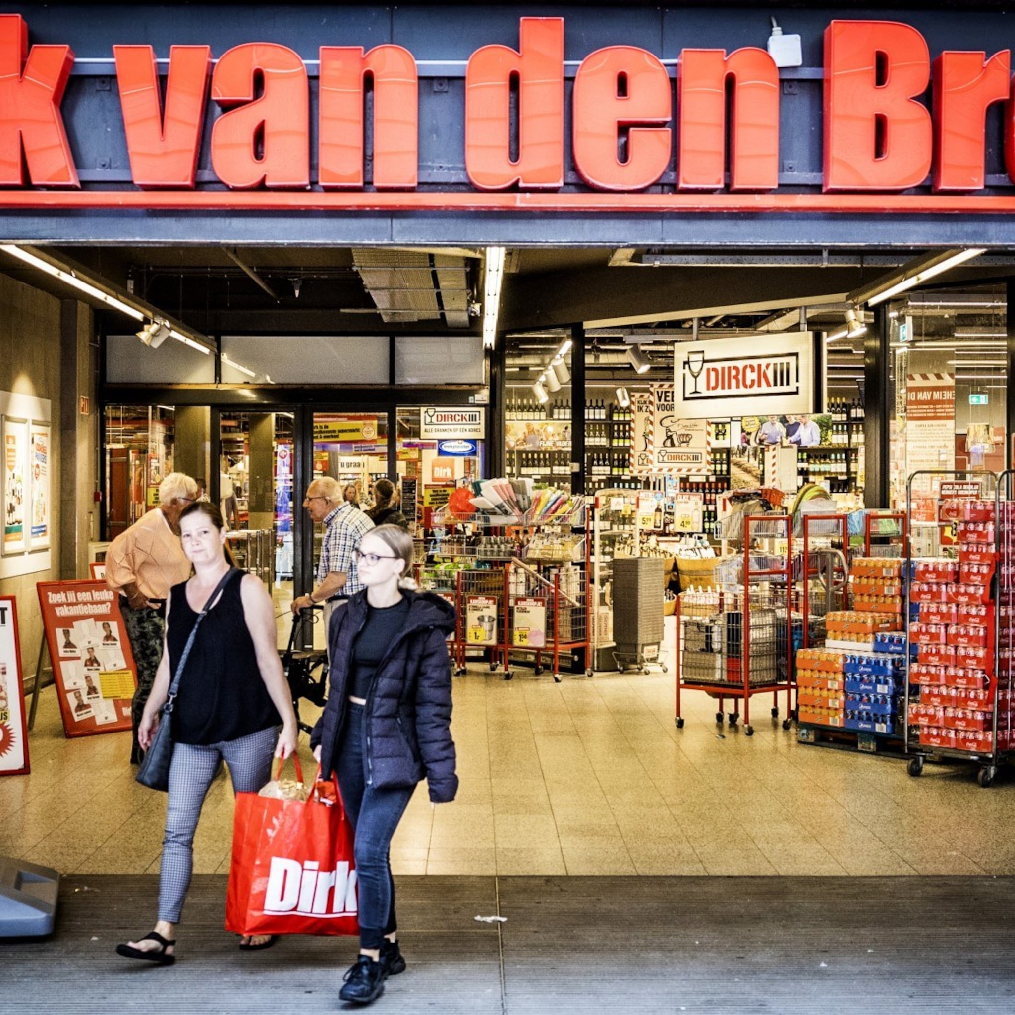 dirk bevriest vanwege koopkrachtcrisis prijzen van ruim honderd producten
