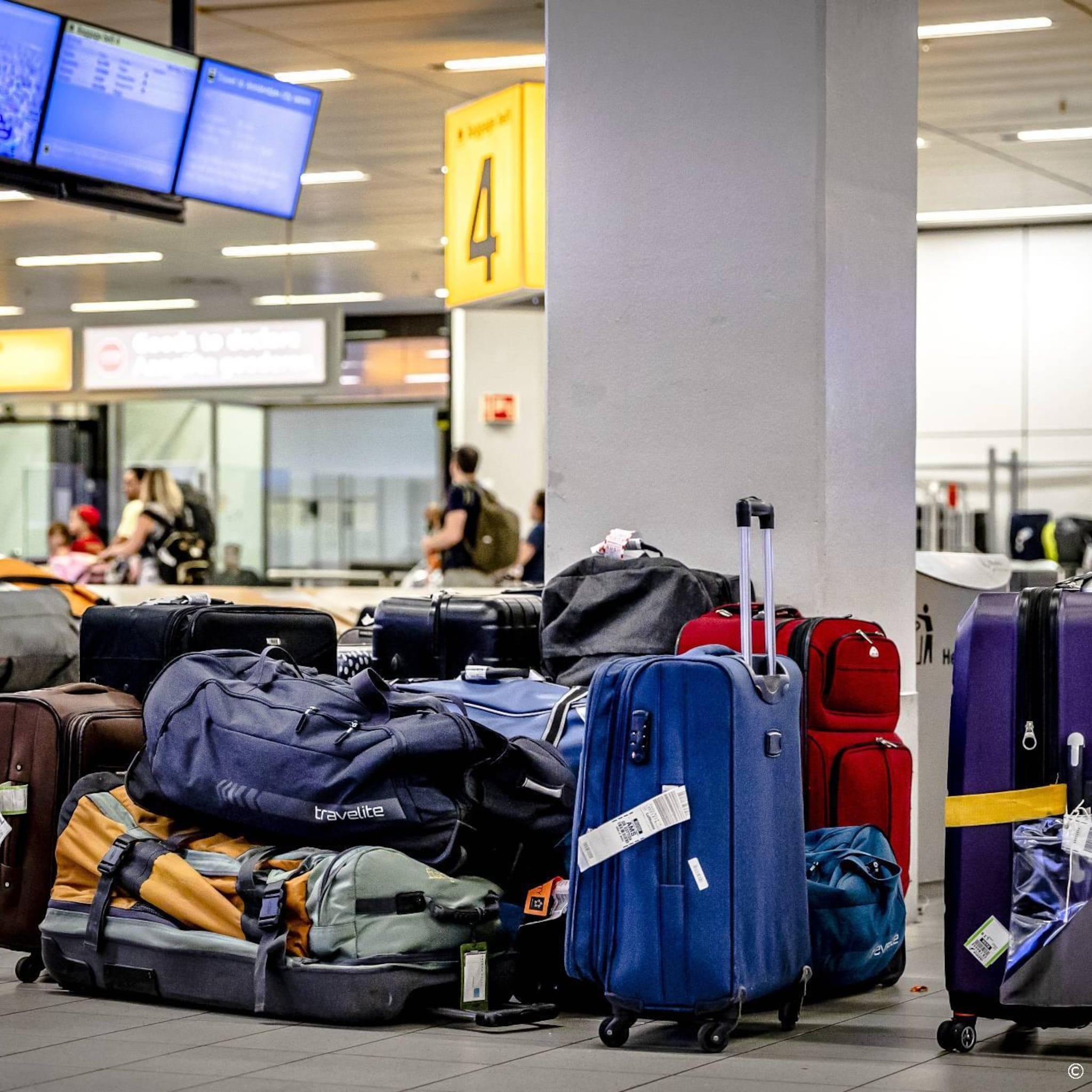 kofferproblematiek schiphol houdt aan drukte beheersbaar