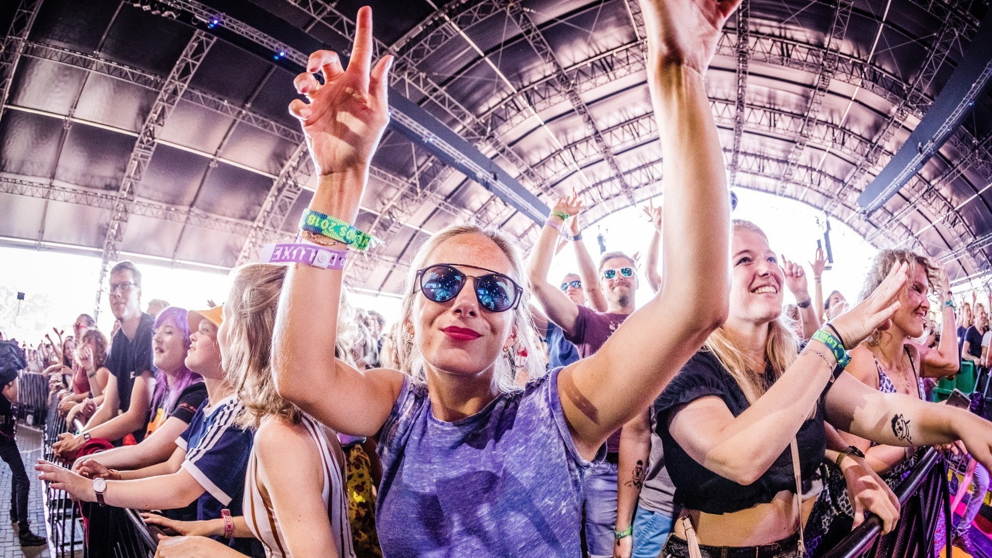 Eindelijk weer Lowlands dit weekend. Een bezoek aan dit festival is vergelijkbaar met freelancen, schrijft Kim Trotz. Foto: Shutterstock