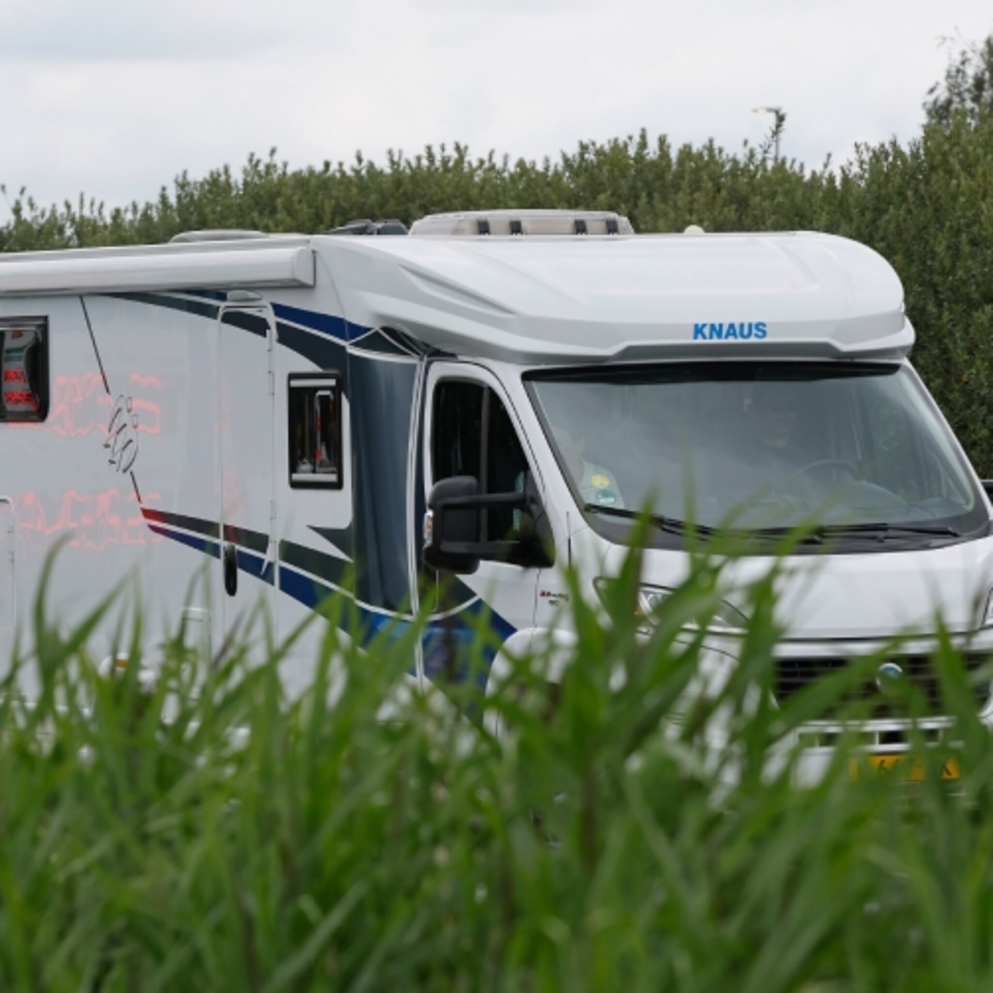 camperverkopers schieten als paddestoelen uit de grond