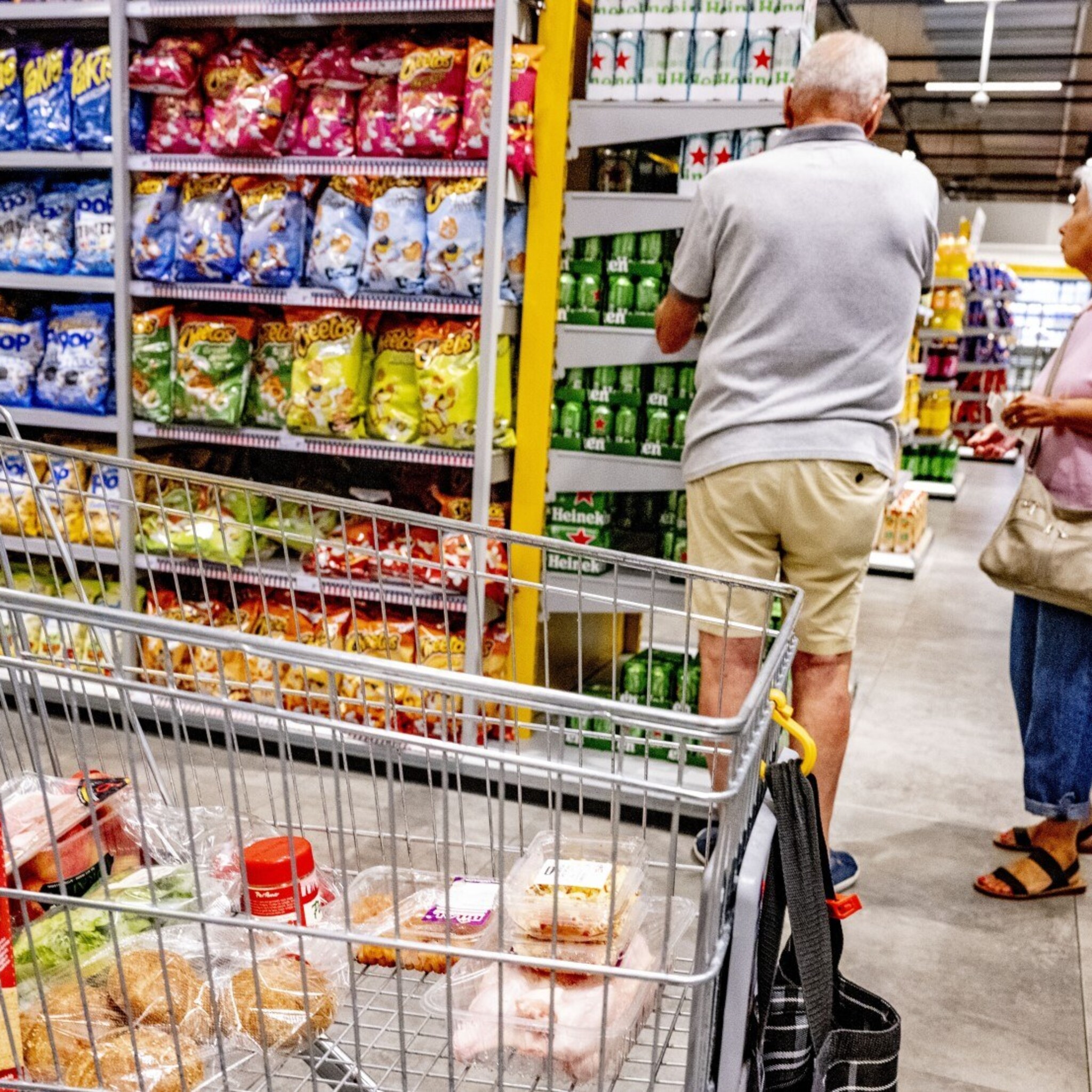 retailexpert paul moers aan supermarkten prijs twintig basisartikelen drie maanden lang significant af
