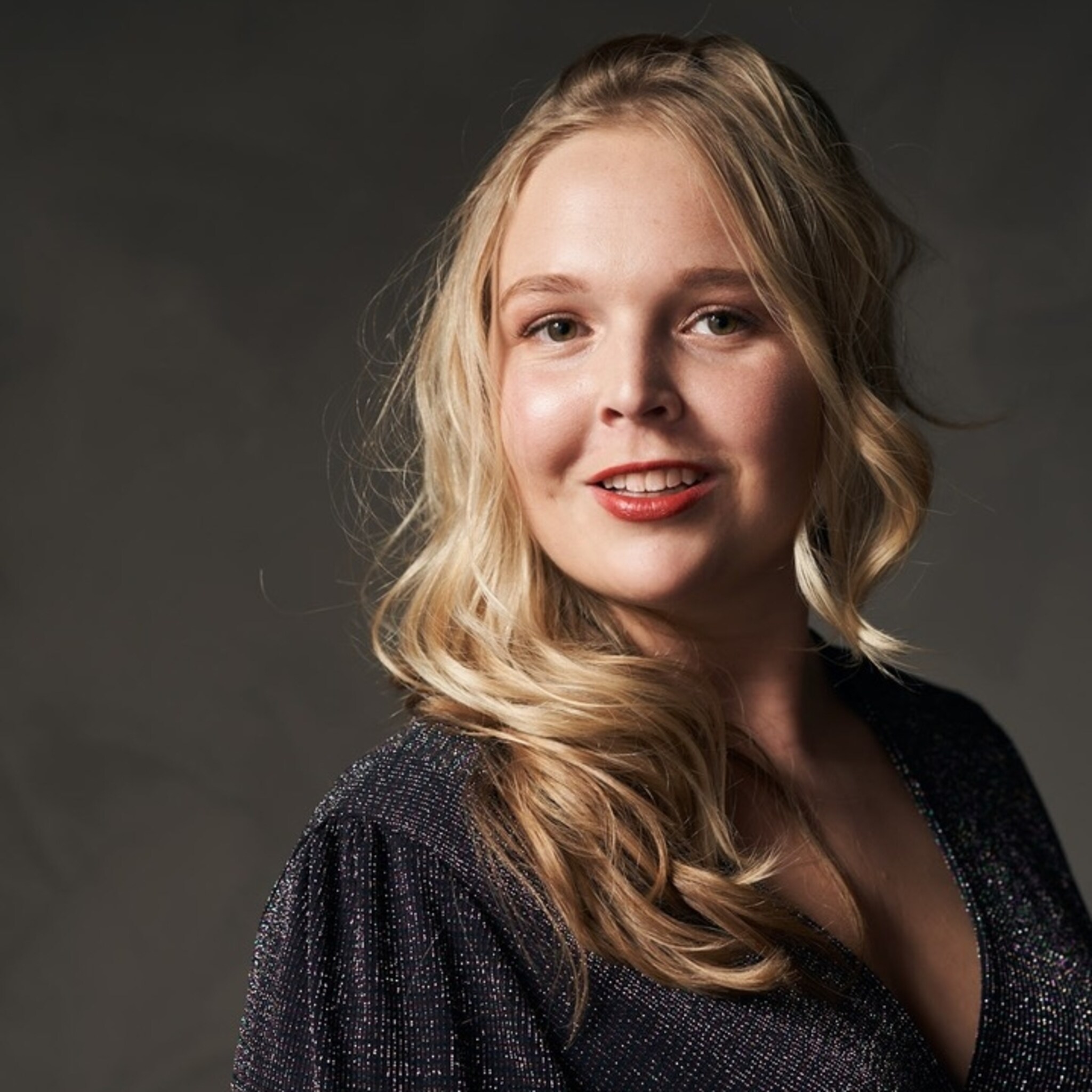 esmee 26 startte high class escortbureau bizar hoe banken mij tegenwerkten