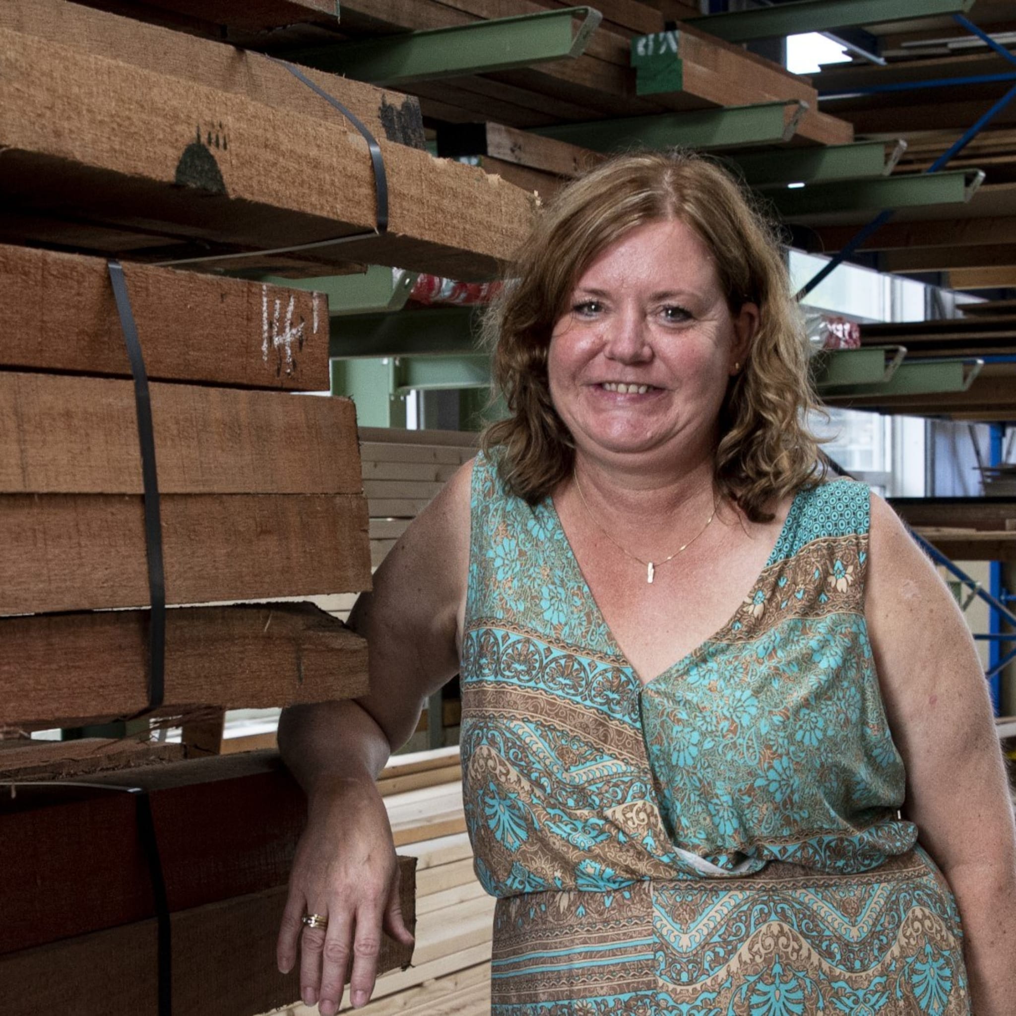 janet geeft sinds overlijden echtgenoot leiding aan bouwbedrijf ik verbaas mezelf als vrouw in de bouw