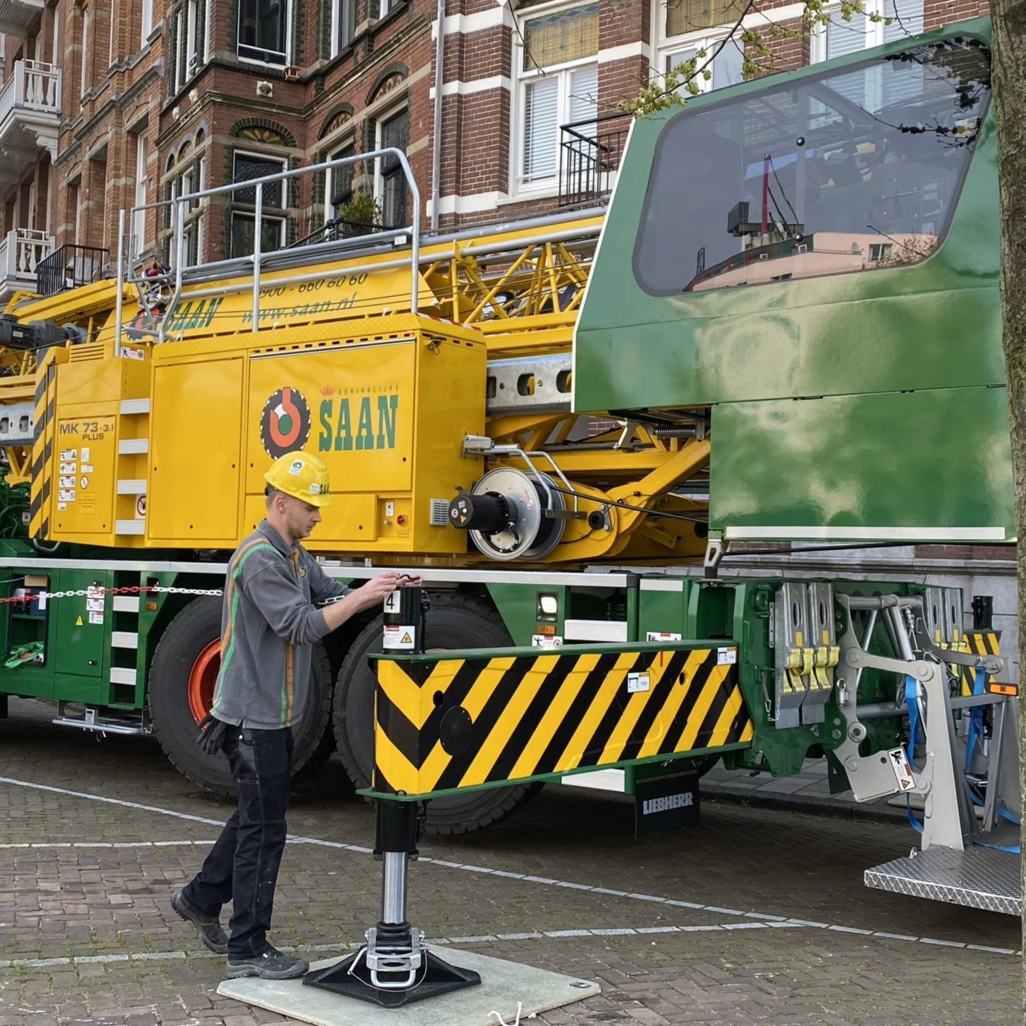 niets te gek voor een kraan van saan oom piet 95 schrijft autobiografie