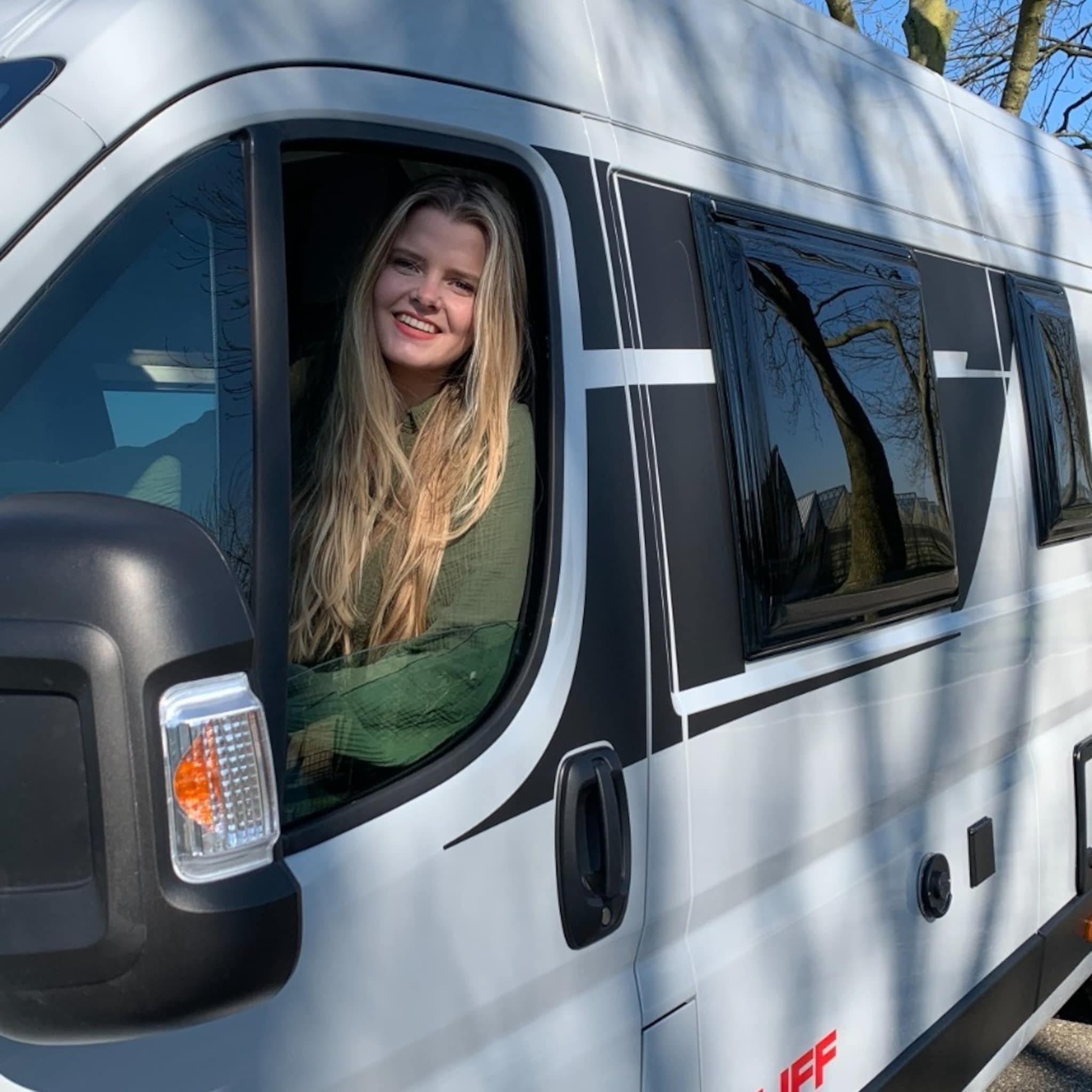 badkamers boetes en fietsenrekken hier breekt camperverhuurder frederiek 22 het hoofd over