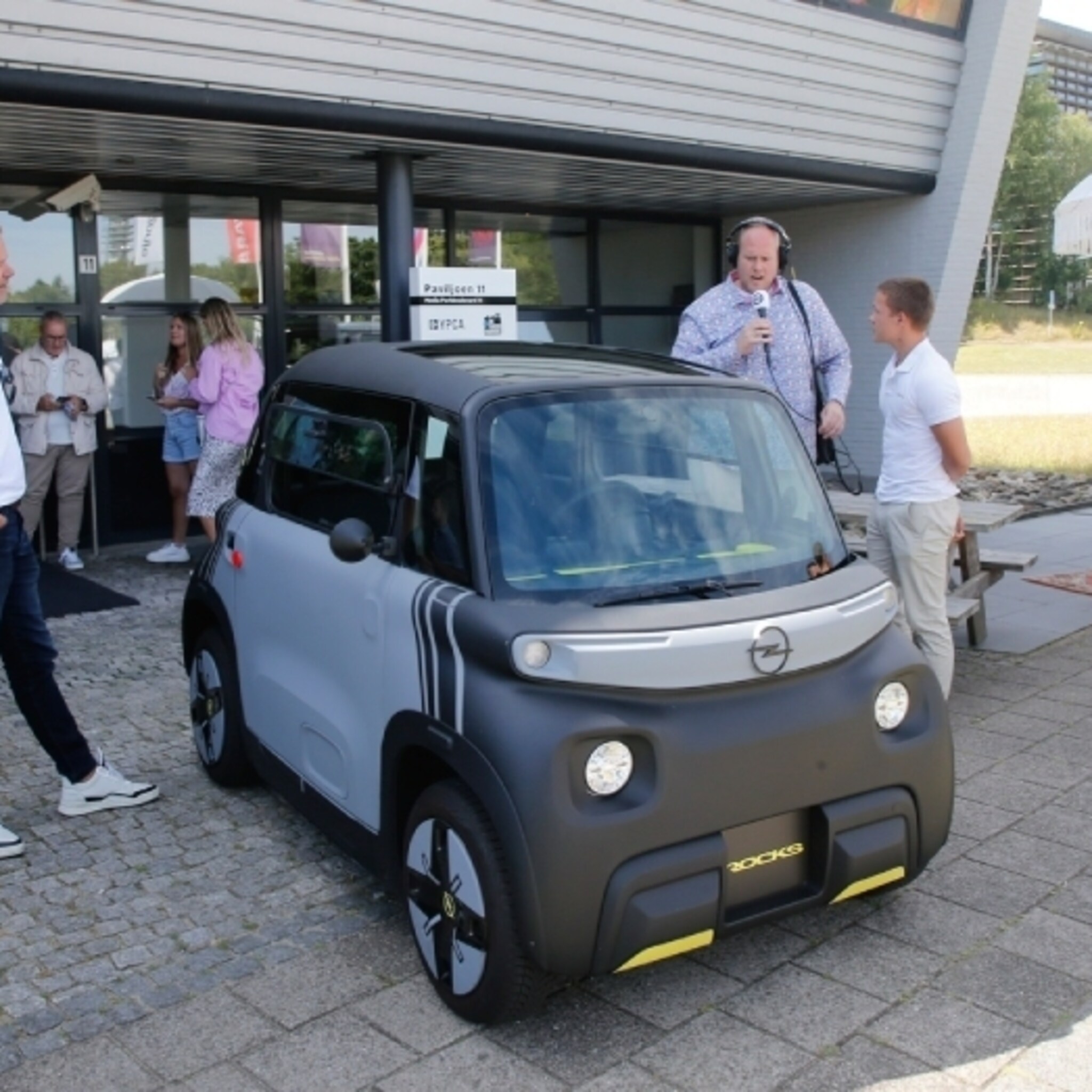 opel gaat met de nieuwe rocks e de concurrentie aan met ov en fiets