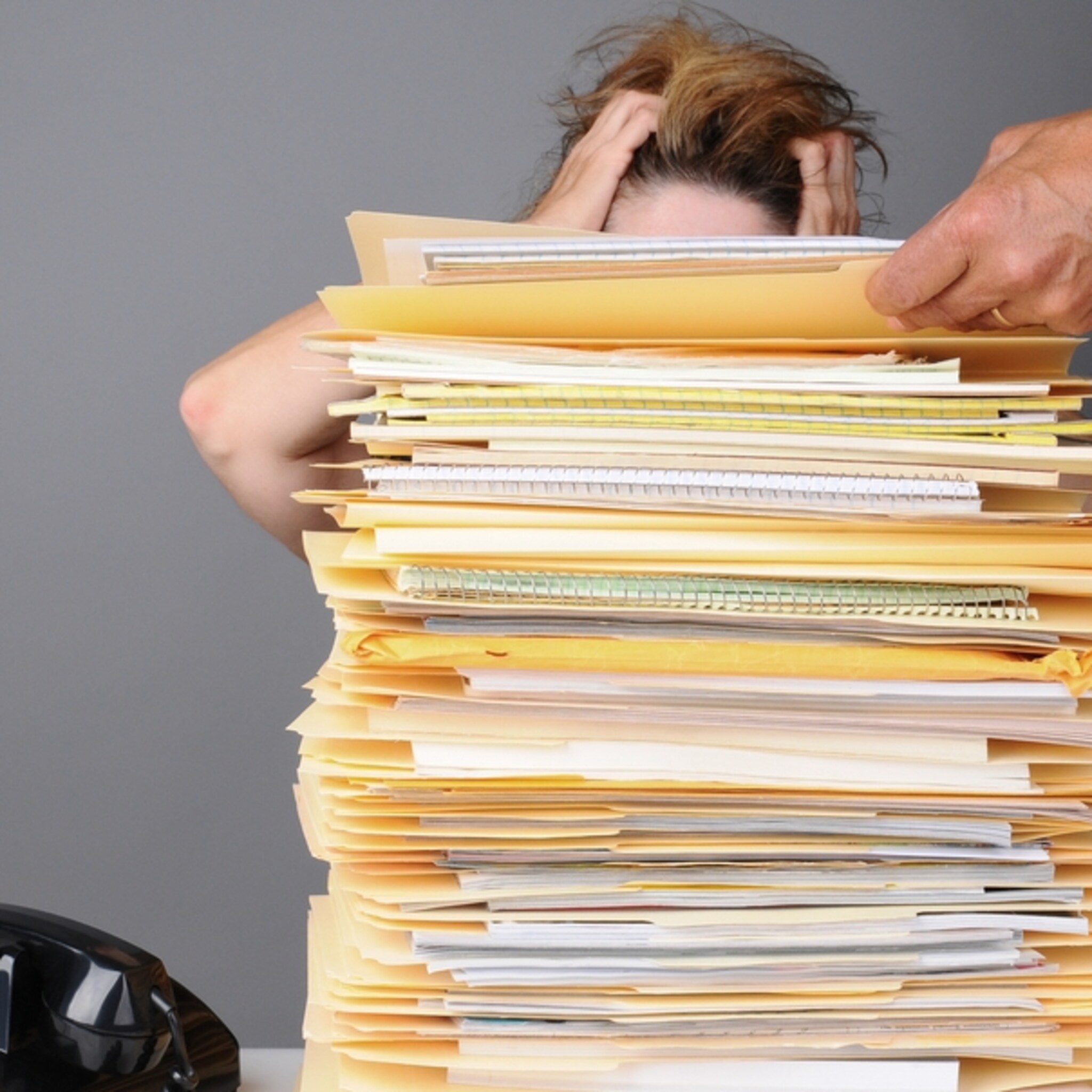 onderzoek ruim een derde van werknemers kan werkdruk niet meer aan