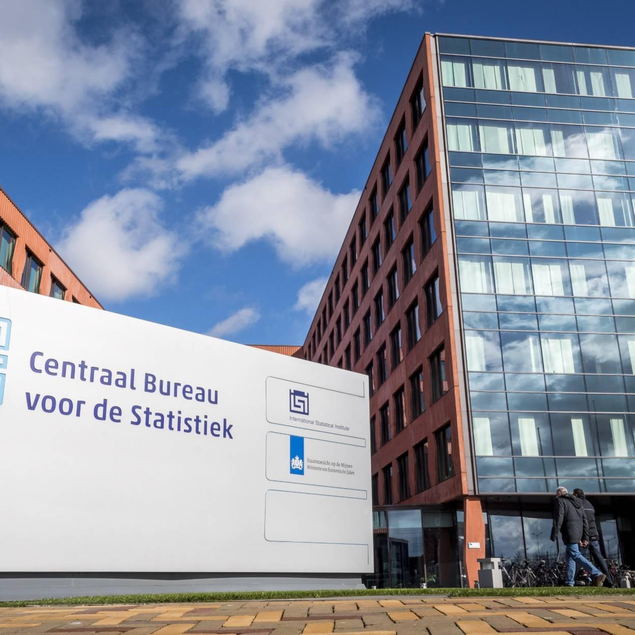 inflatie in juni omlaag blijft op hoog niveau