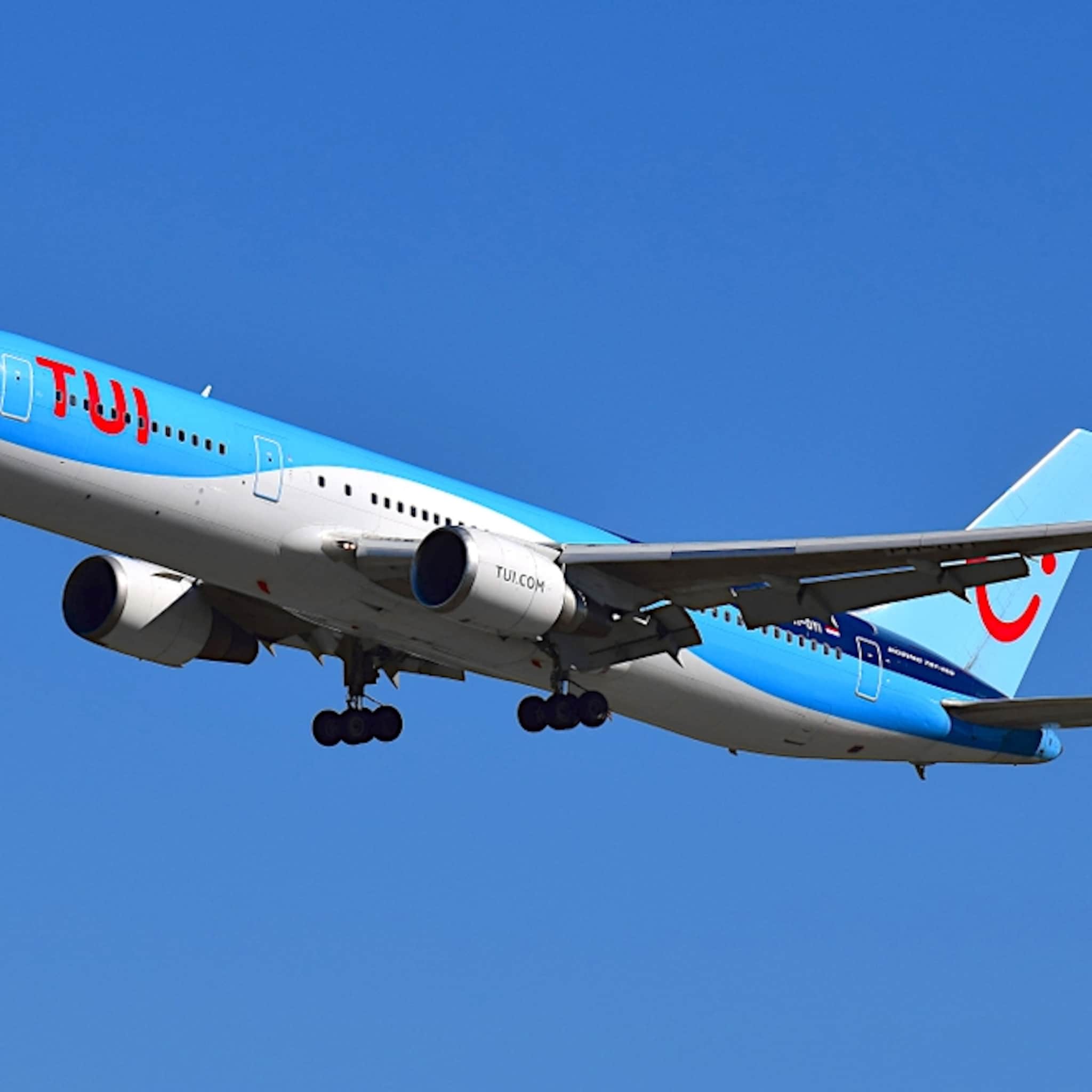 tui en sunweb druk met inperken aantal vakantiegangers op schiphol ingewikkelde puzzel