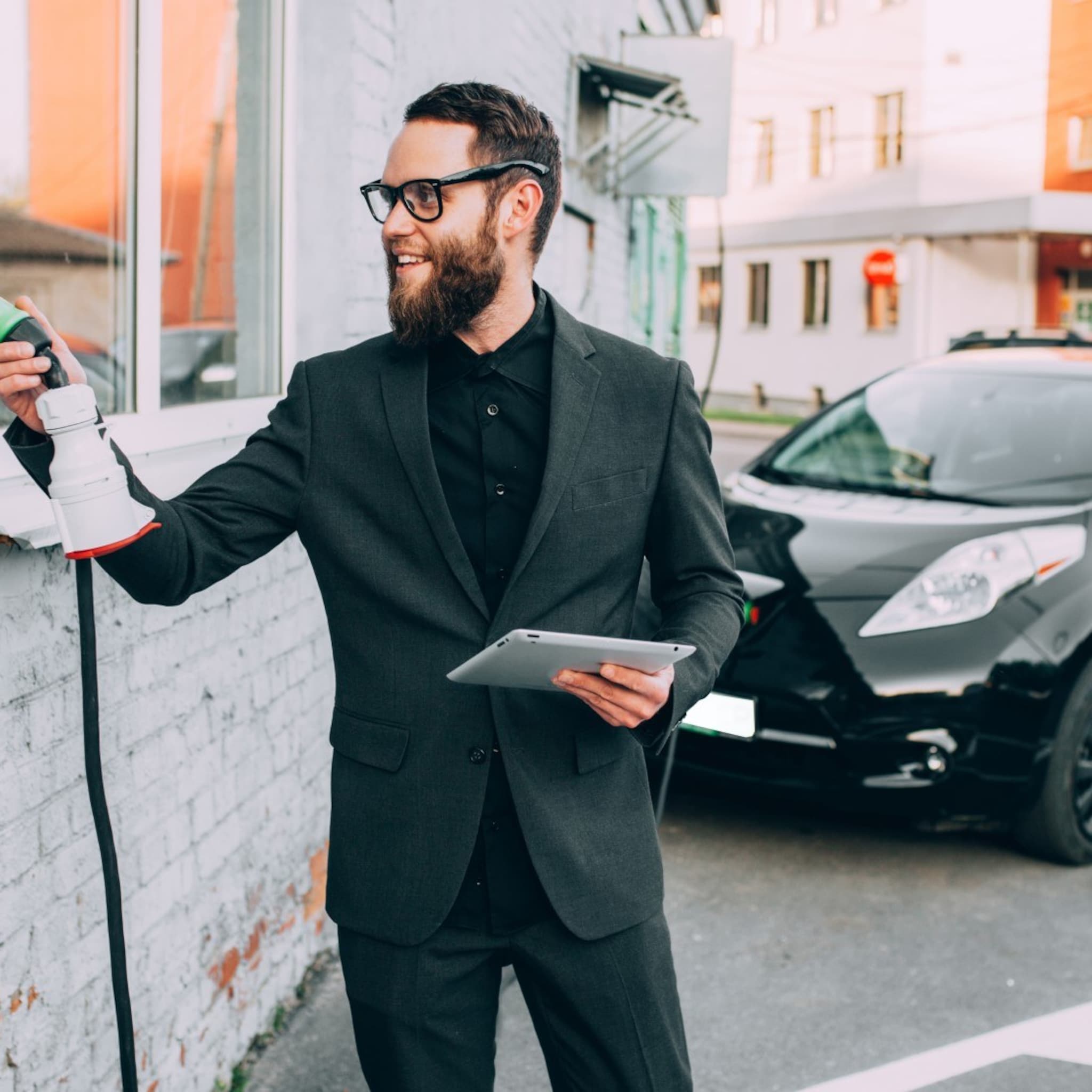 onderzoek evbox werknemers moeten elektrische auto van zaak kunnen leasen