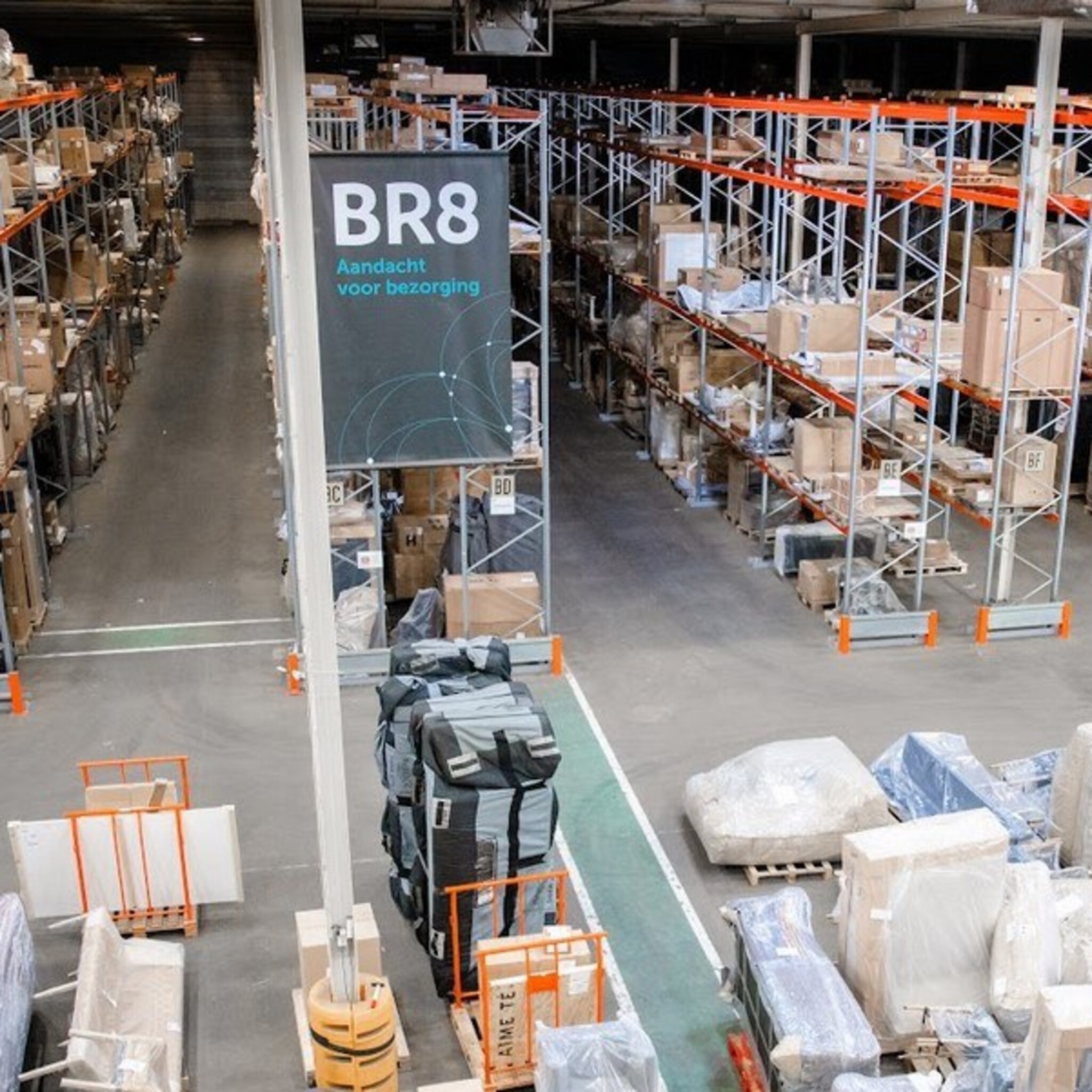 investering van 750 000 euro voor groei meubelbezorger br8
