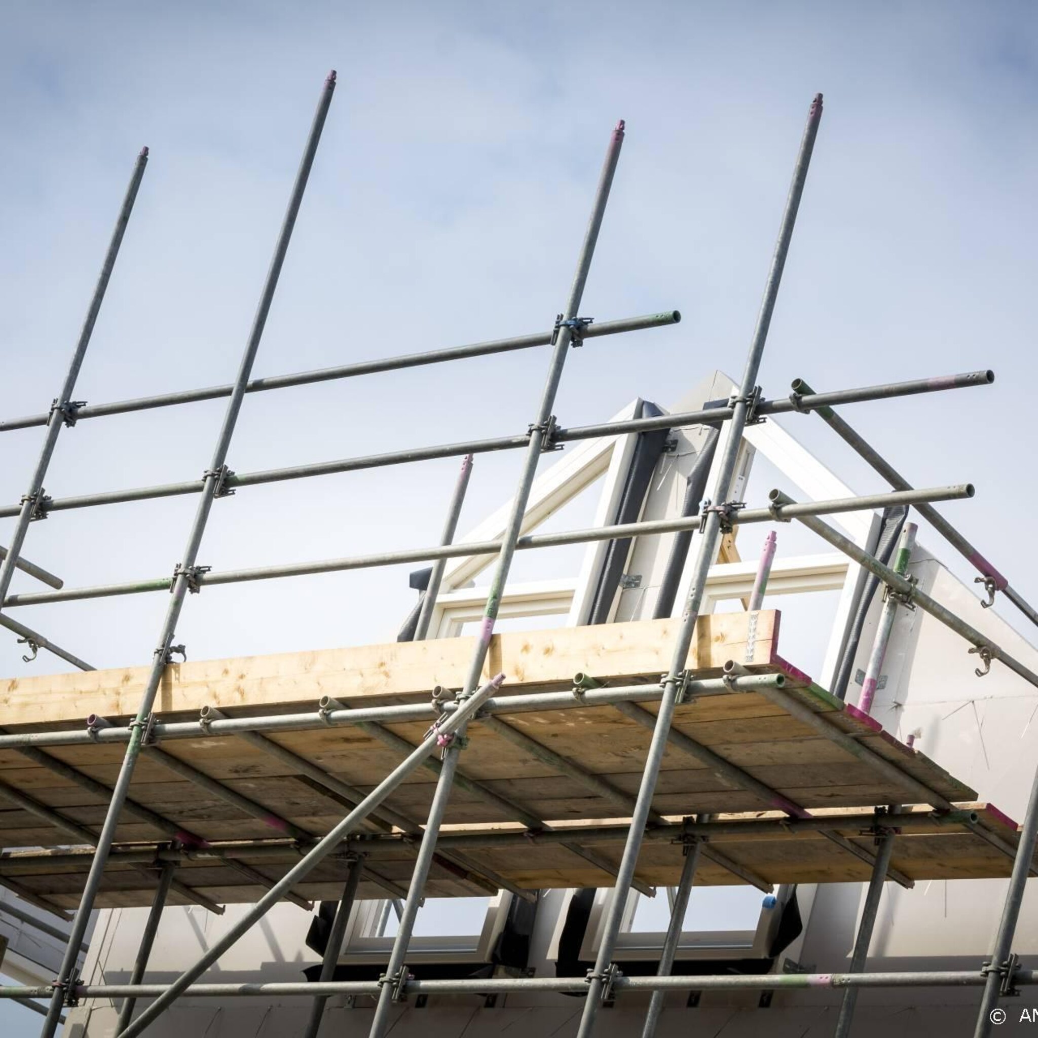 nederlandse bouw heeft volop werk maar kampt wel met problemen