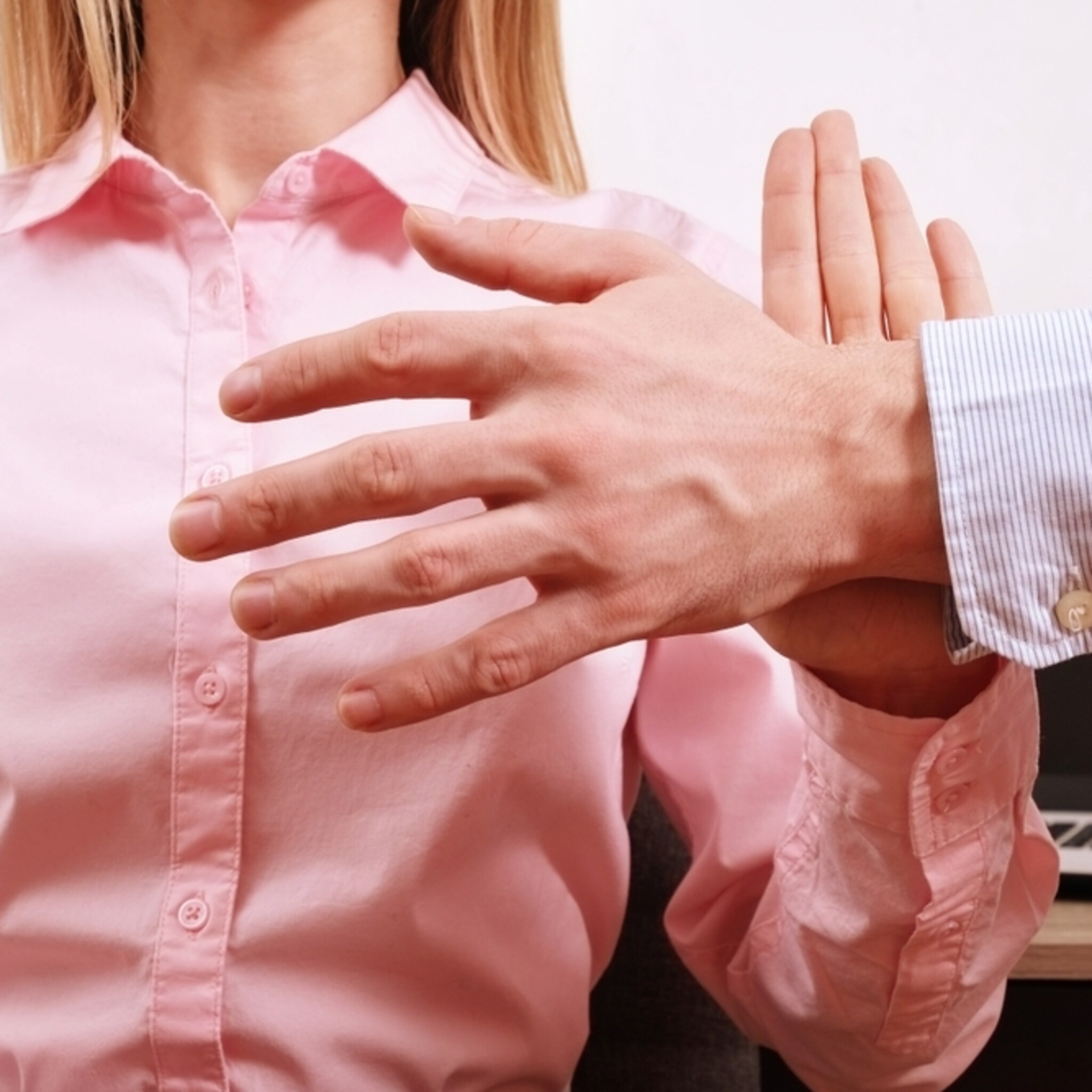 cnv meeste werkgevers voeren geen beleid seksuele intimidatie