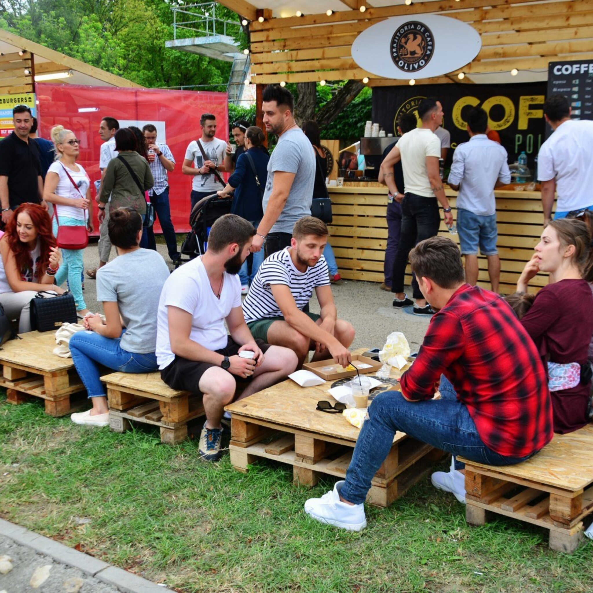 ondernemers aan het woord blijven bier en frietje betaalbaar op festivals