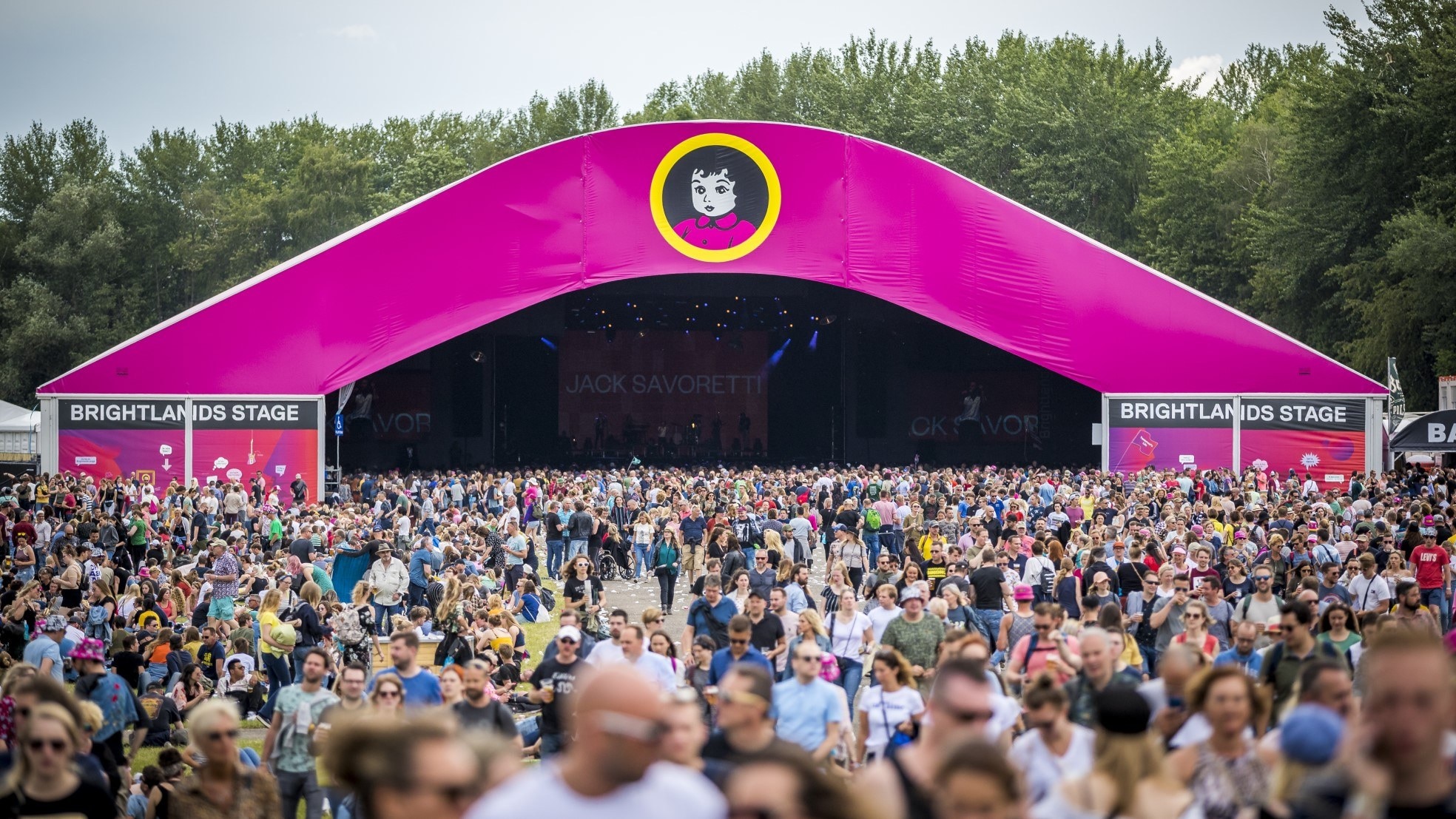 Ook op Pinkpop wordt een biertje flink duurder. Foto: ANP