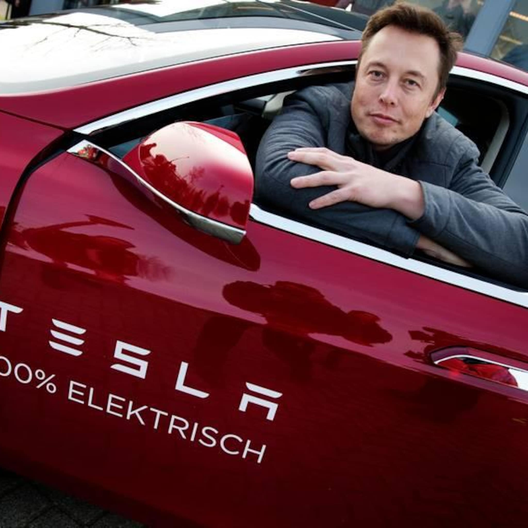 wie is elon musk 2 paypal spacex tesla en hoe hij failliet dreigde te gaan