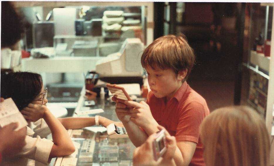 De 10-jarige Elon Musk in 1982. Foto: Twitter/Maye Musk.