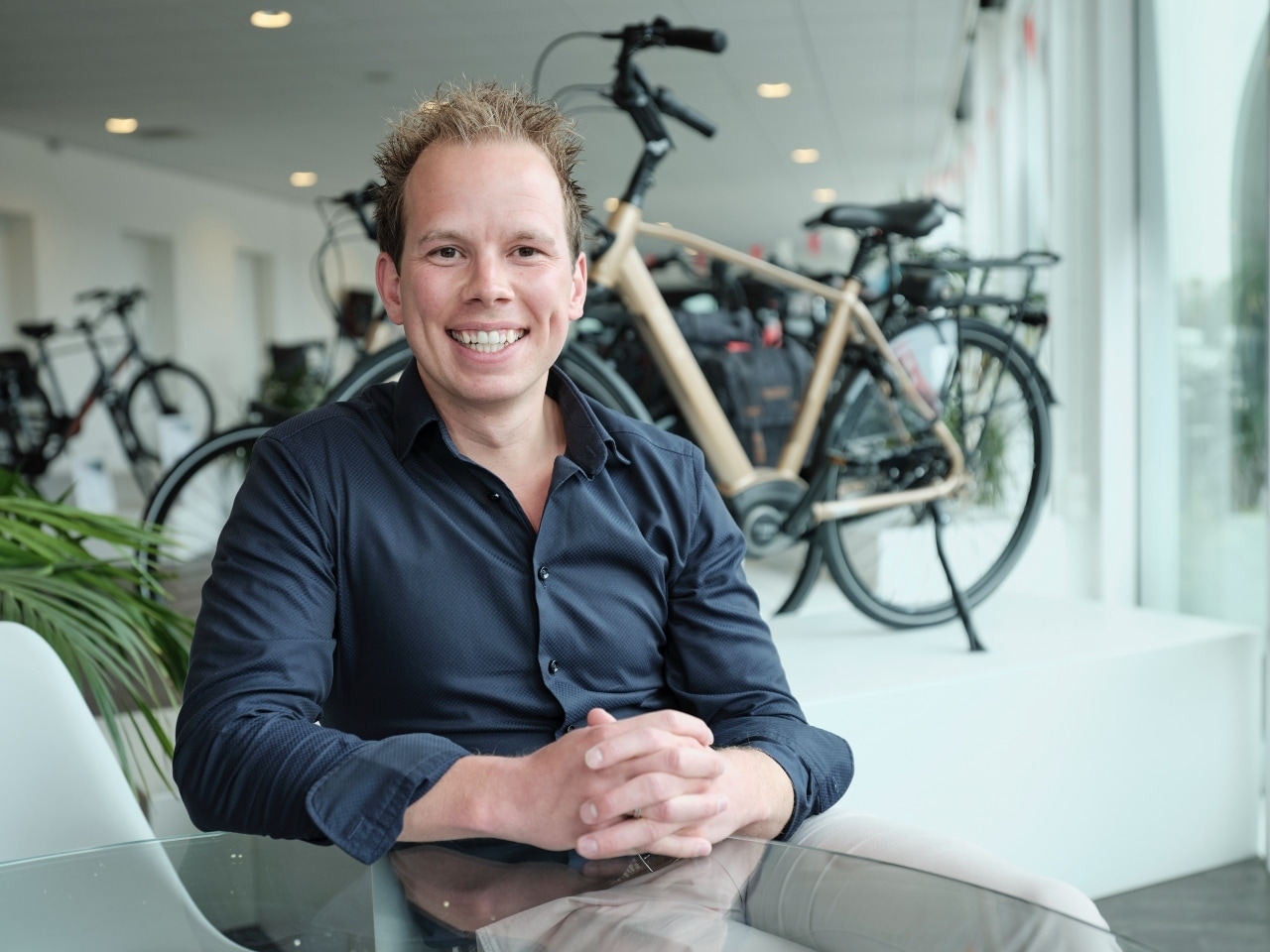 Daan van Renselaar, de ondernemer achter Stella Fietsen.