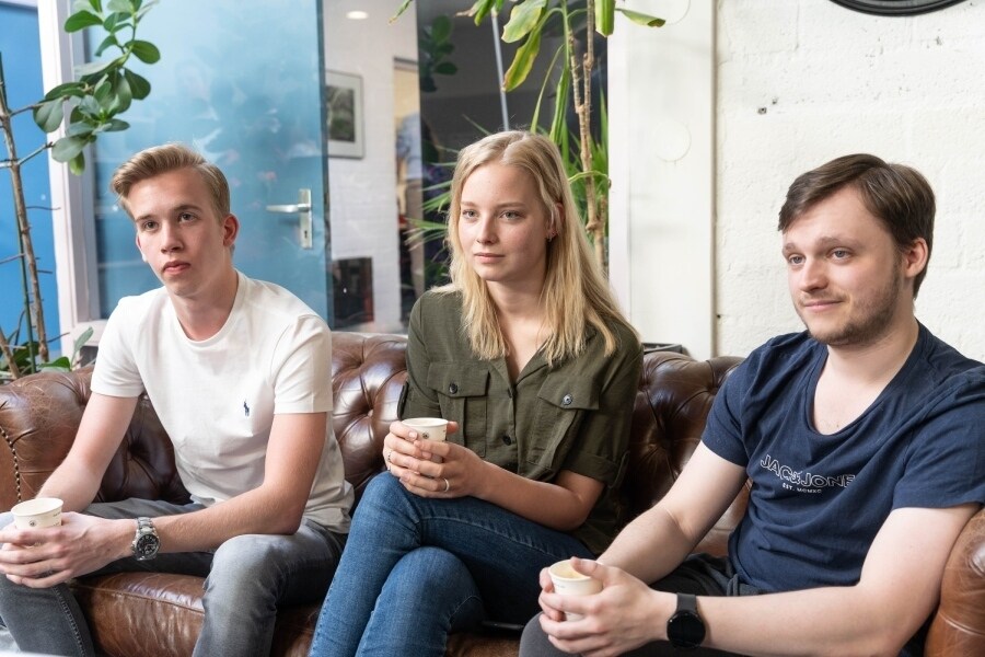 Studenten van het Techniek College Rotterdam luisteren aandachtig. Foto: Anjali Ramnandanlall