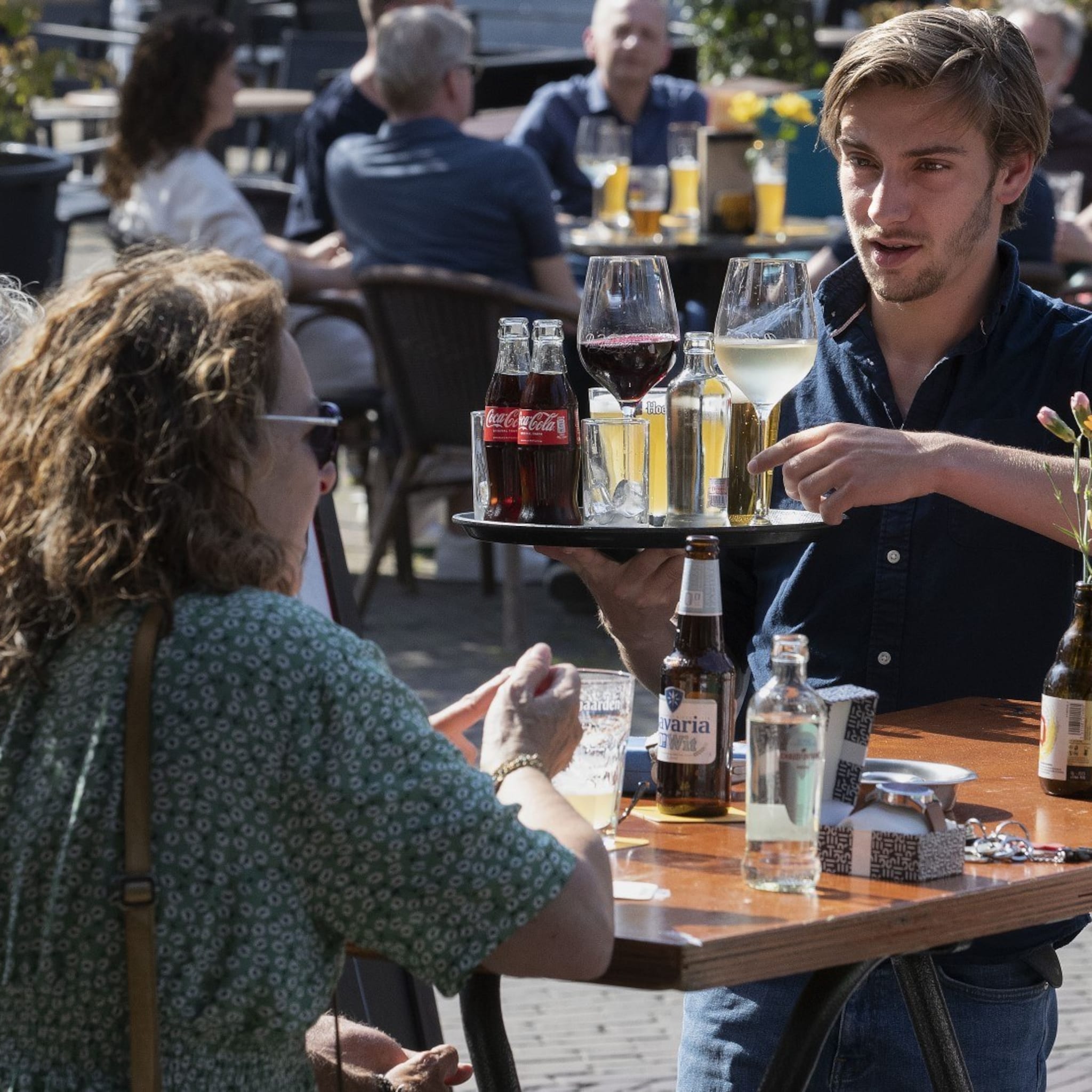 horeca krabbelt snel op ing verwacht grote inhaalslag coronacrisis