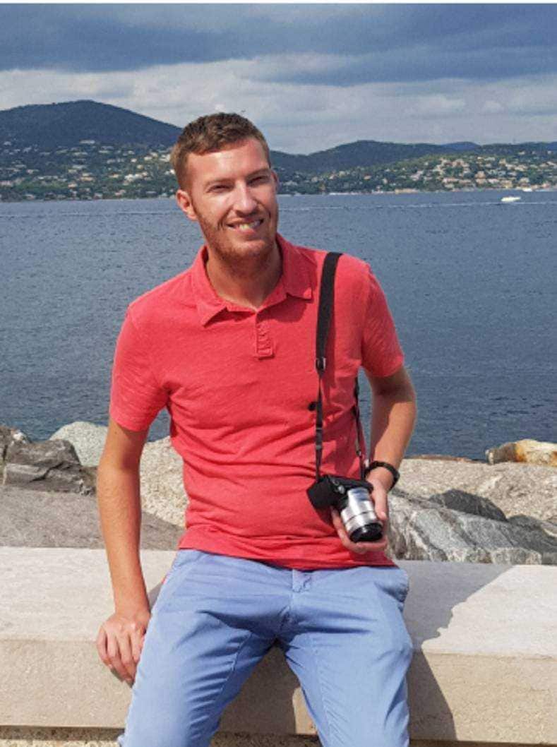 Jorik Nijdam, woonachtig in Albanië, met daar zijn eigen reisbureau: Albania2Go.