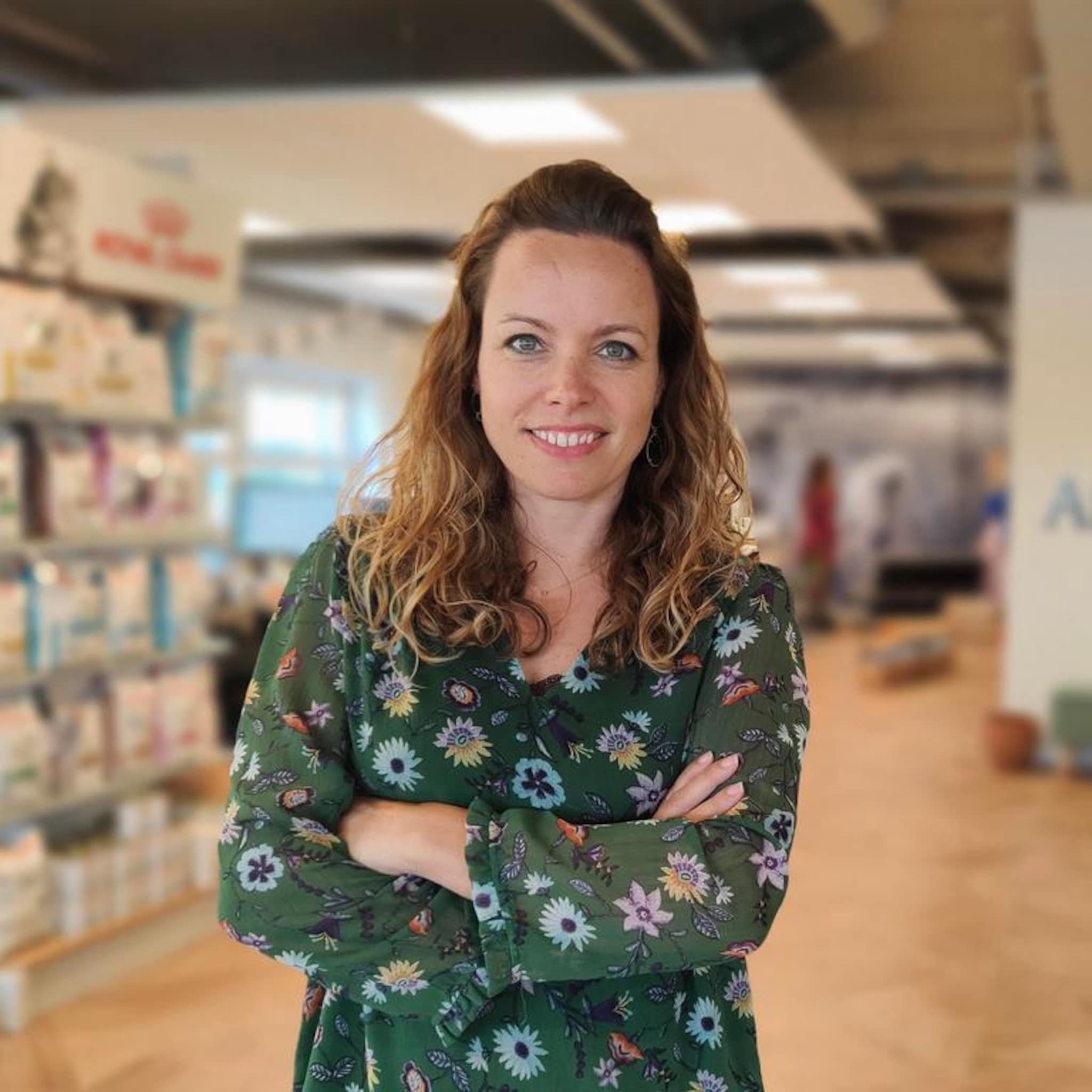 wencke was consultant nu is ze directeur van honderd dierenklinieken