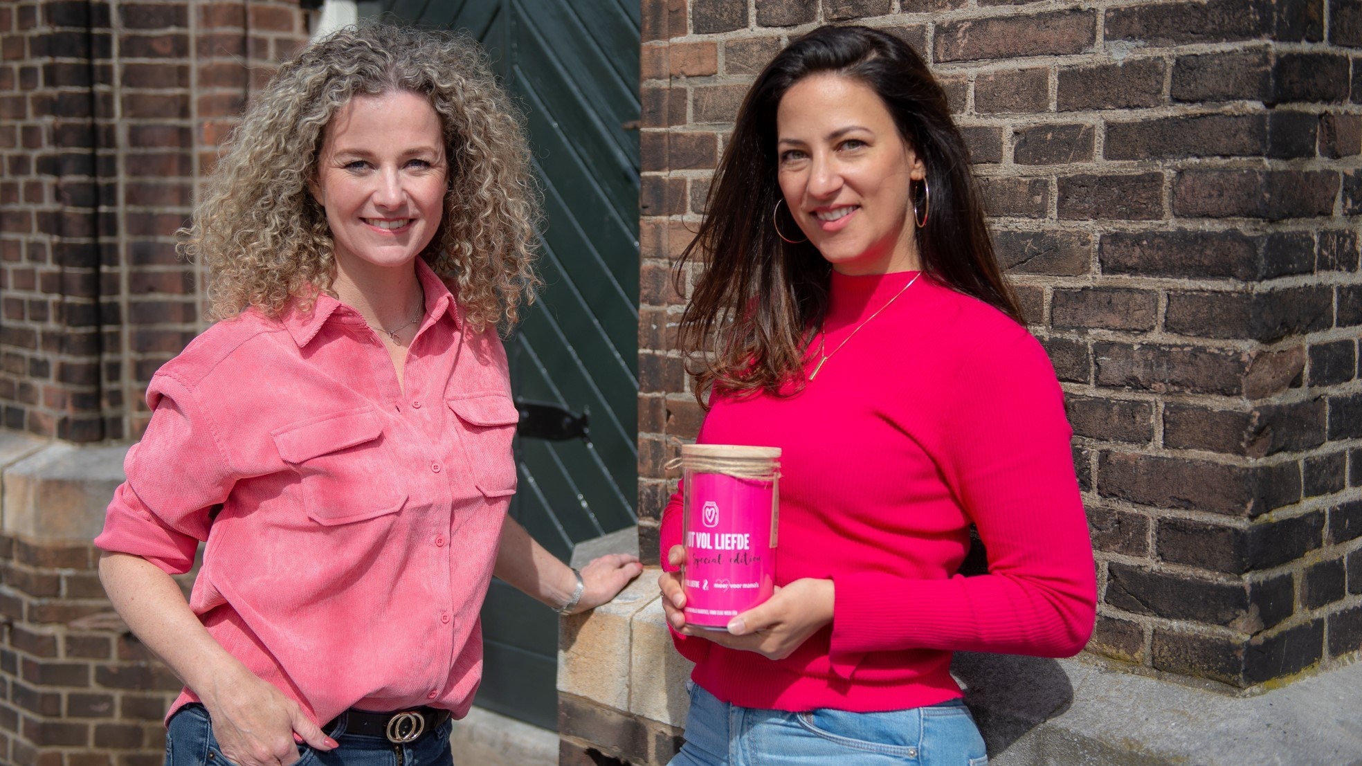 Margot Wit en Suzanne Nakhla (rechts) springen als ondernemers op de bres voor moeders. Foto: Meer voor Mama's