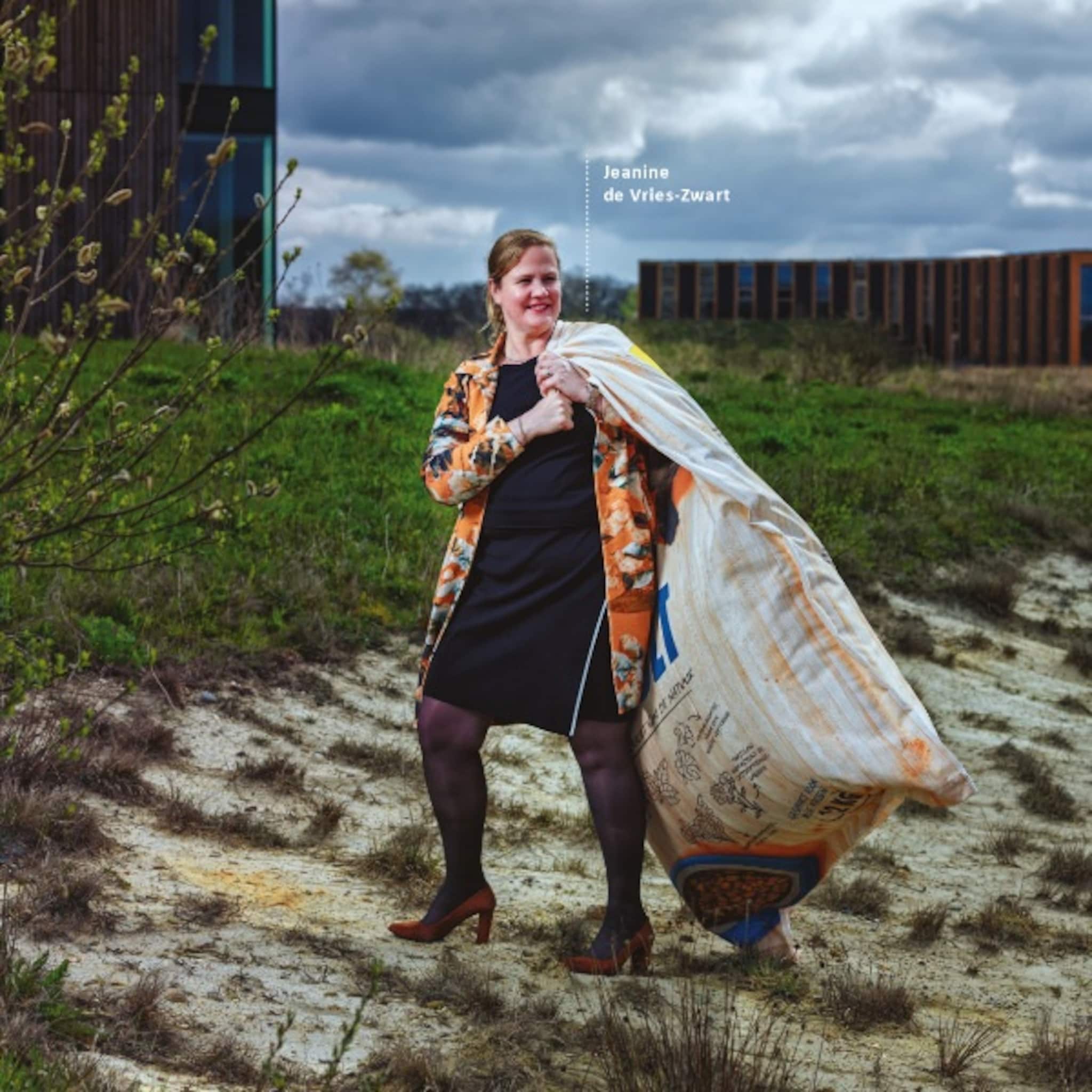 de deal van twee kanten bekeken vendis koopt ecostyle