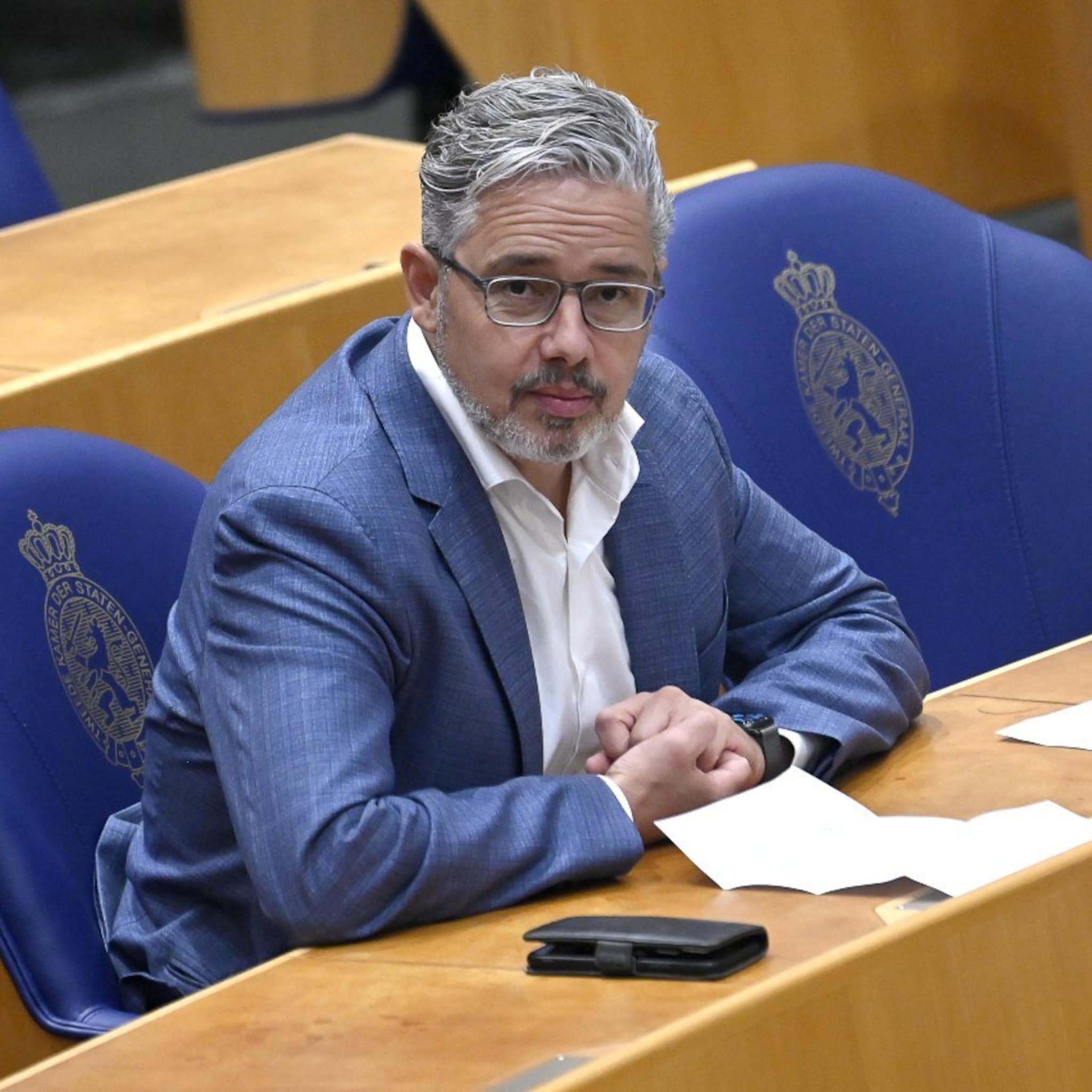 mustafa amhaouch nu de deur platlopen bij ministerie van economische zaken voor mkb bank