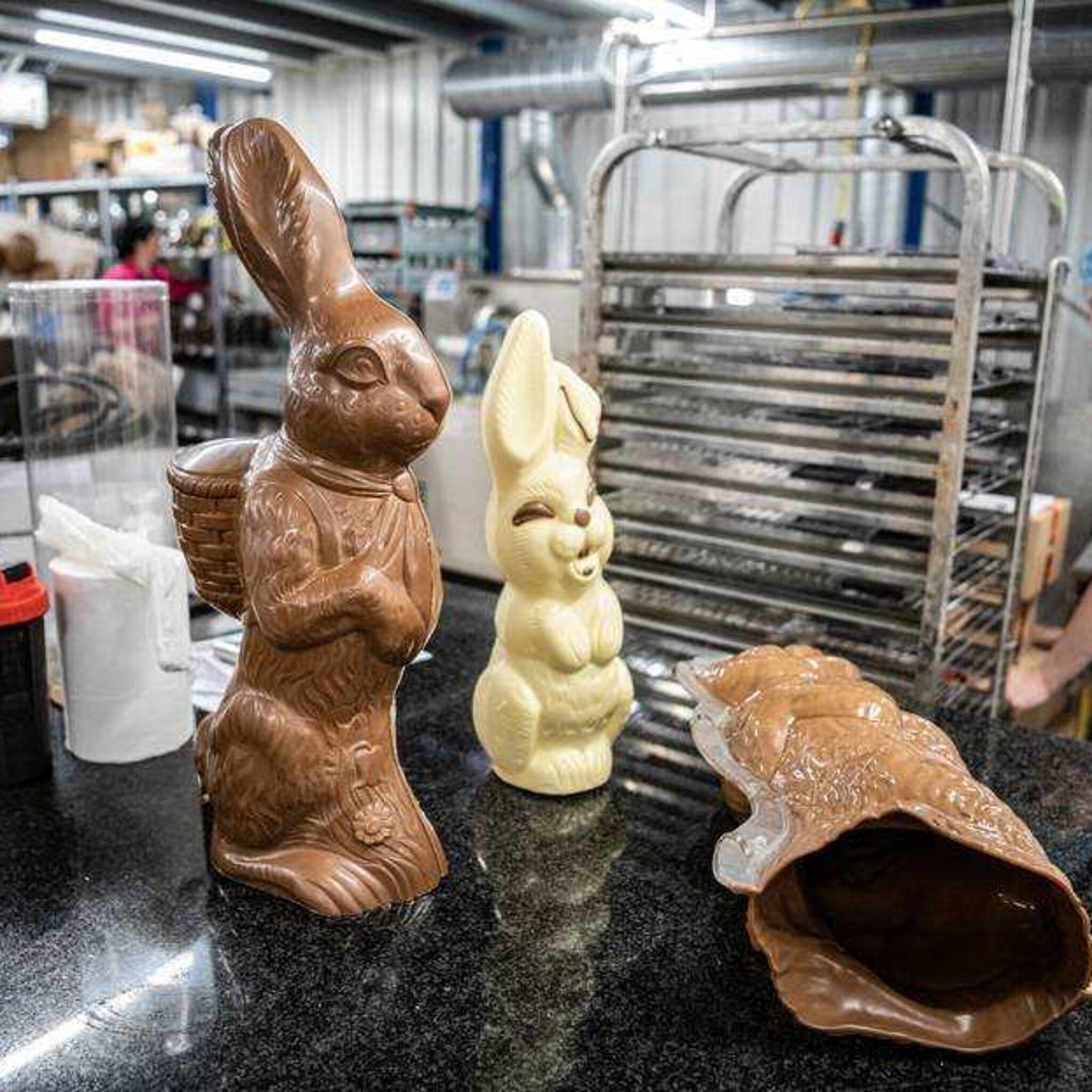 pasen 2022 overuren voor brabantse chocoladefabriek albert