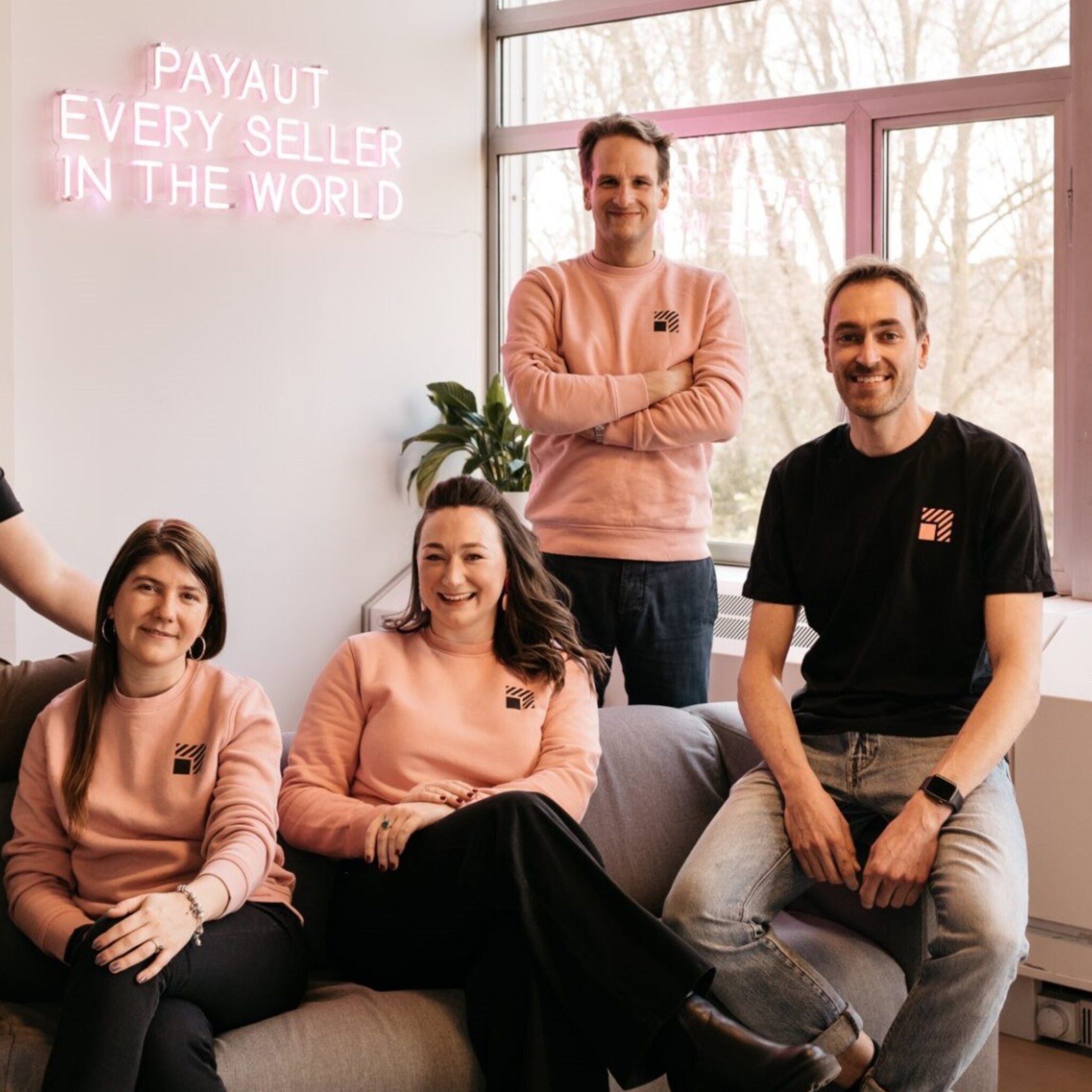 google investeert miljoenen in nederlandse fintech startup payaut