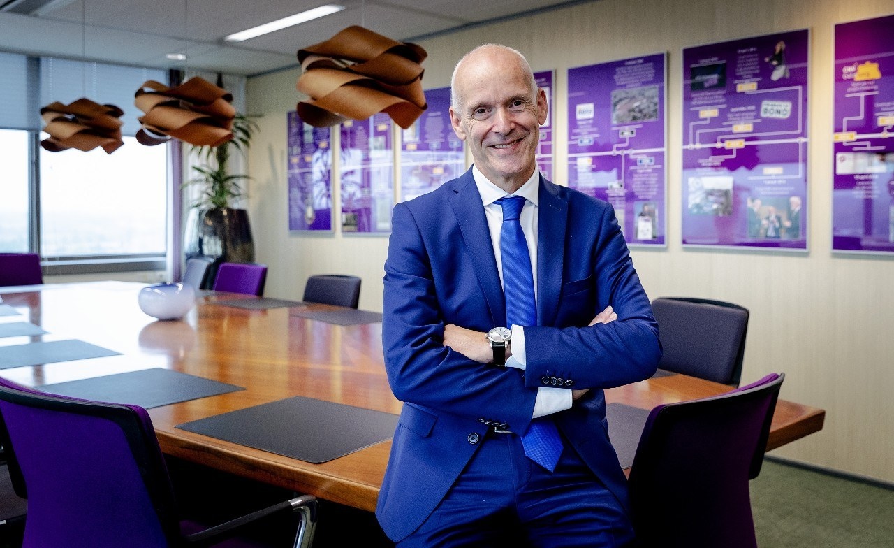 'Nu de lonen onder druk staan en de inflatie torenhoog is, is het noodzakelijk dat werknemers beter en sneller meeprofiteren van de vaak hoge bedrijfswinst’, stelt Piet Fortuin (CNV). Foto: ANP.