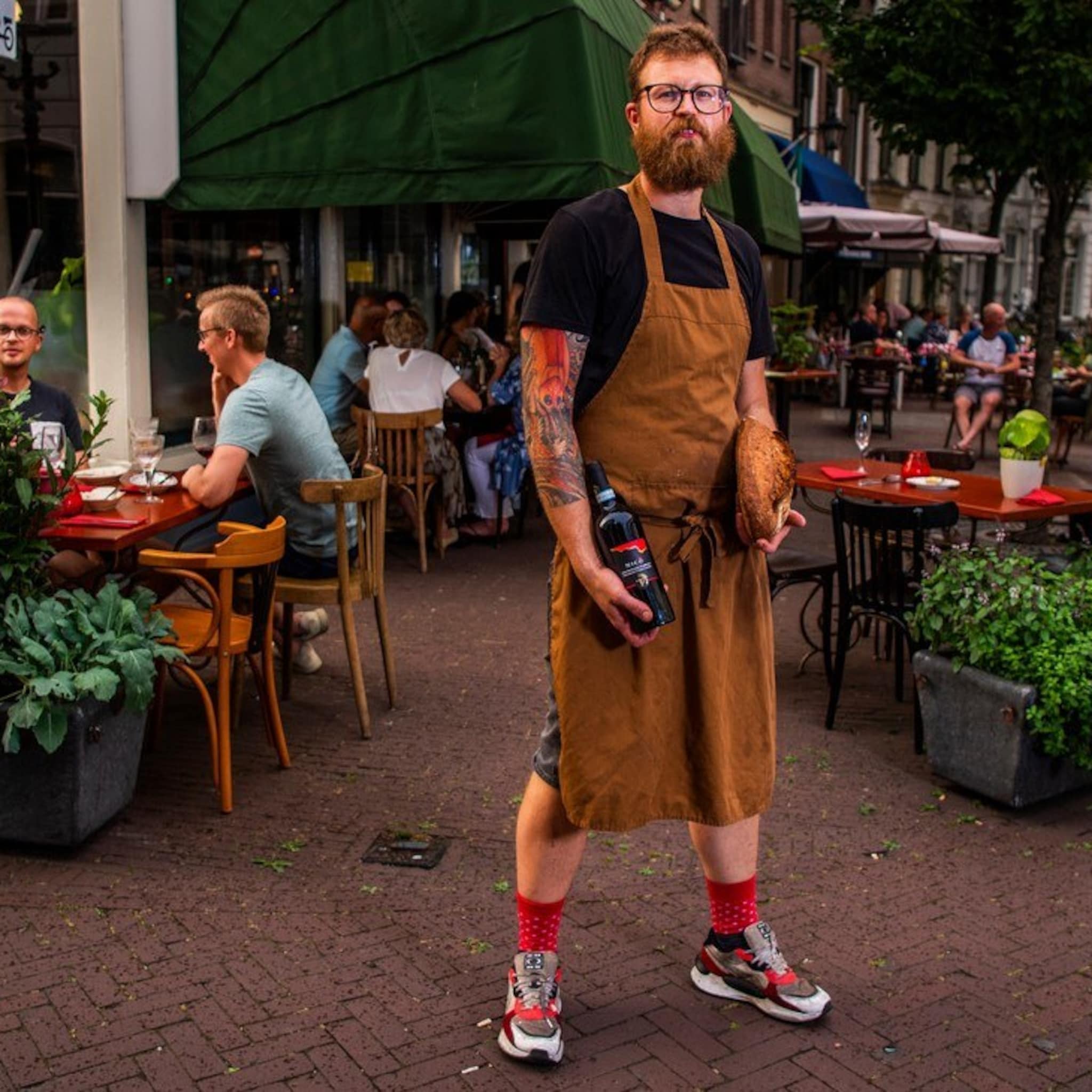 roer in horeca moet vanwege personeelstekort om hoger salaris meer perspectief