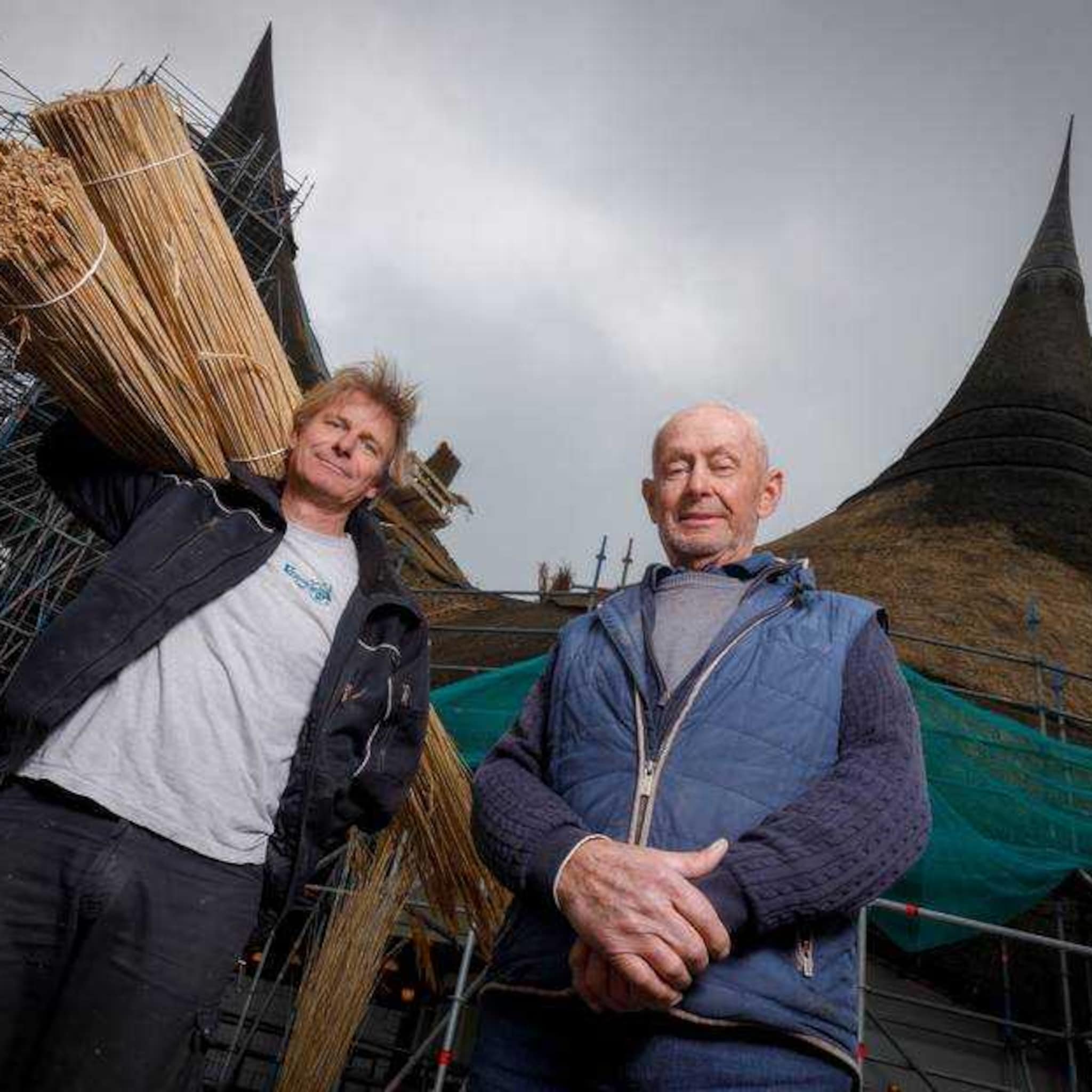 rietdekker janne de gouw pakt dak efteling aan dat door pa bep erop is gelegd