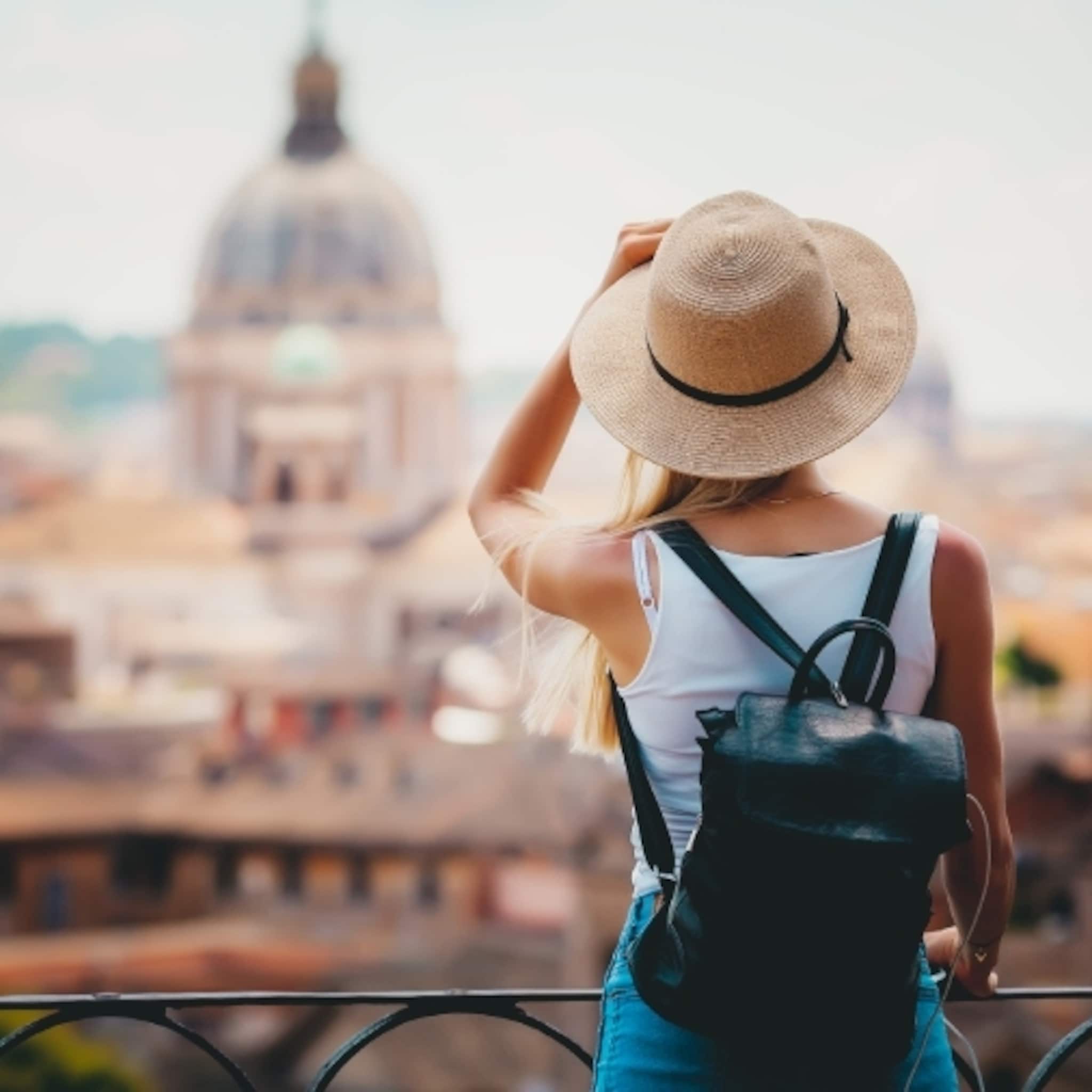 uitgerust aan nieuwe baan beginnen dit bedrijf geeft nieuw personeel vakantie cadeau