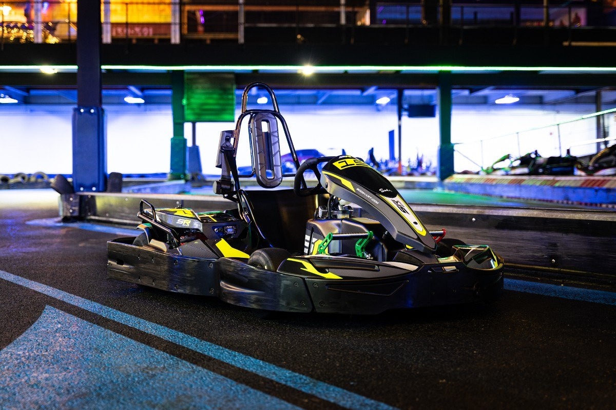 De Voltage biedt een keur aan activiteiten, van karten en lasergames tot bowlen.