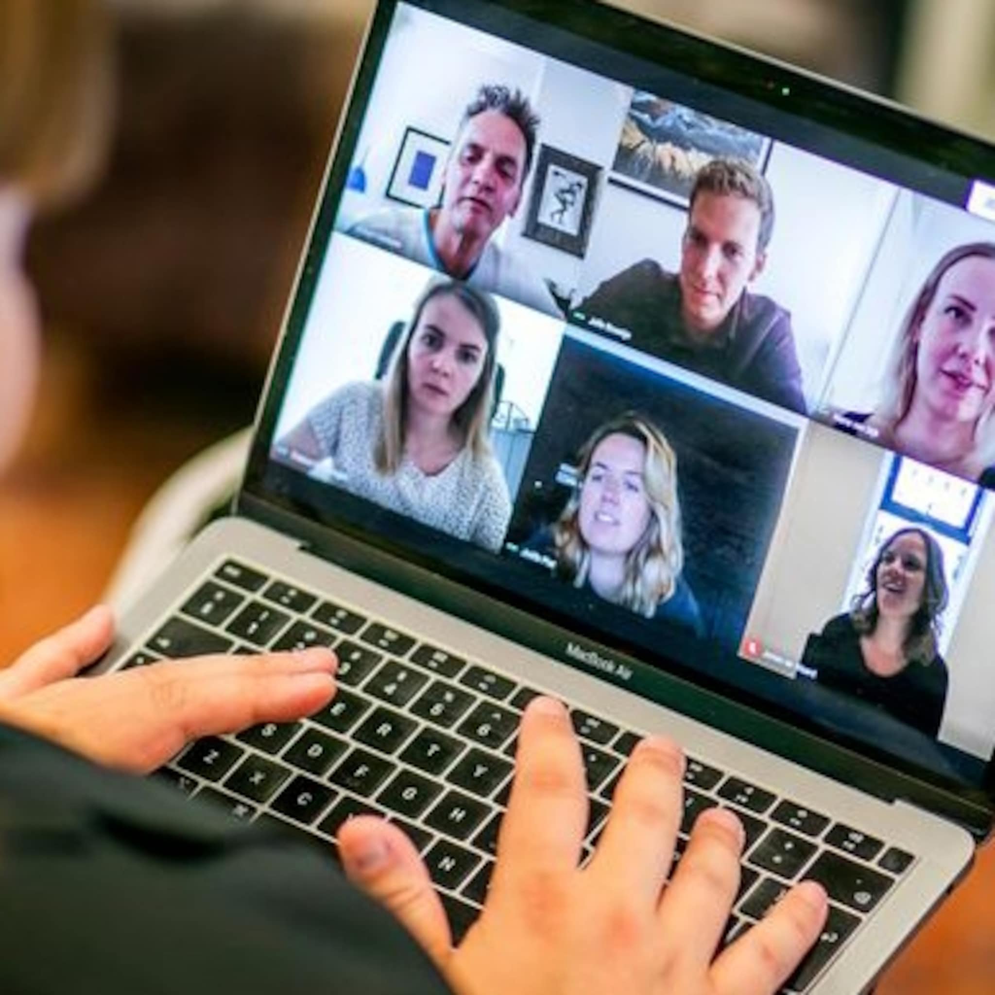 corona vele thuiswerken maakt bedrijven online kwetsbaar