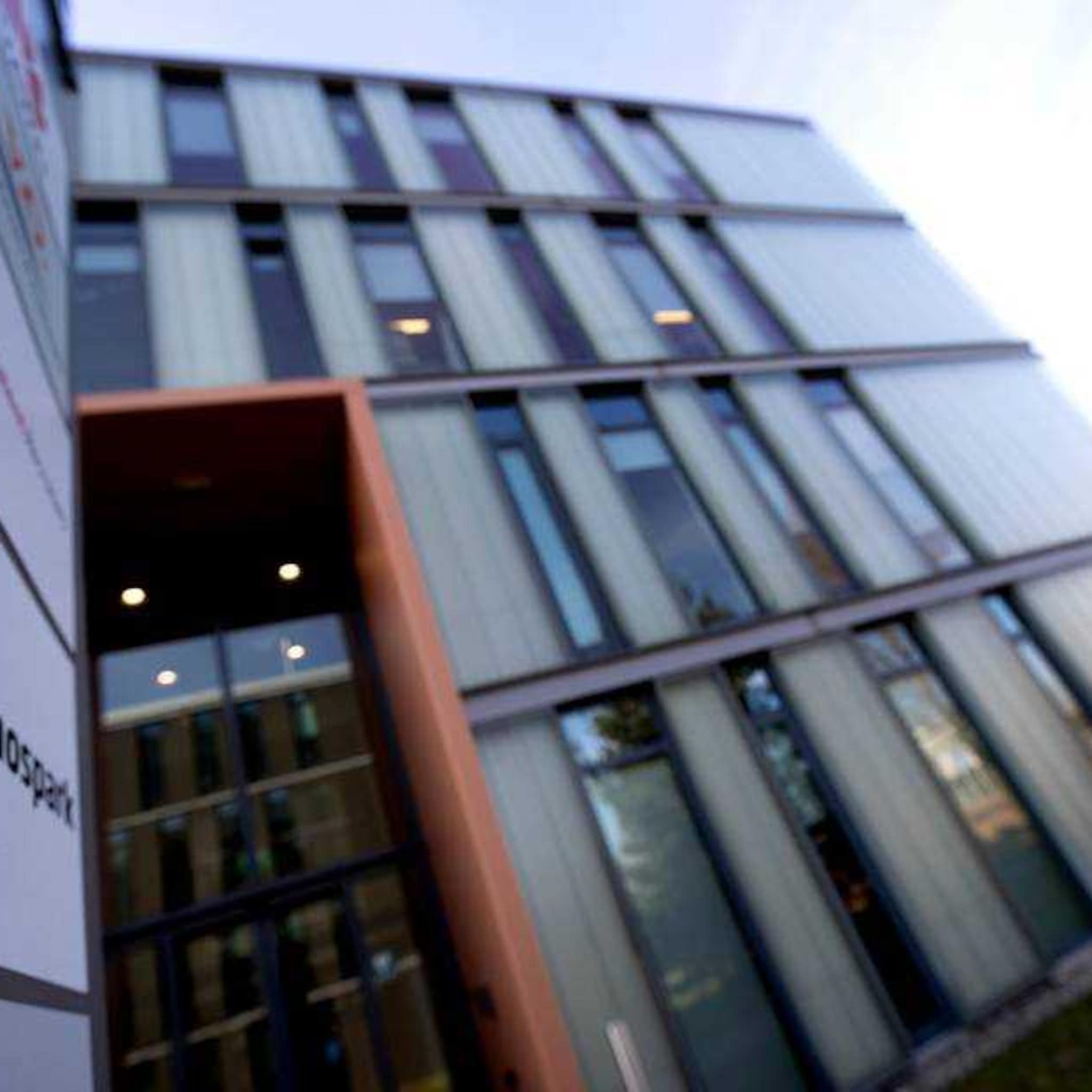 hoe startup fonds poetin via high tech campus eindhoven voet aan de grond wilde krijgen