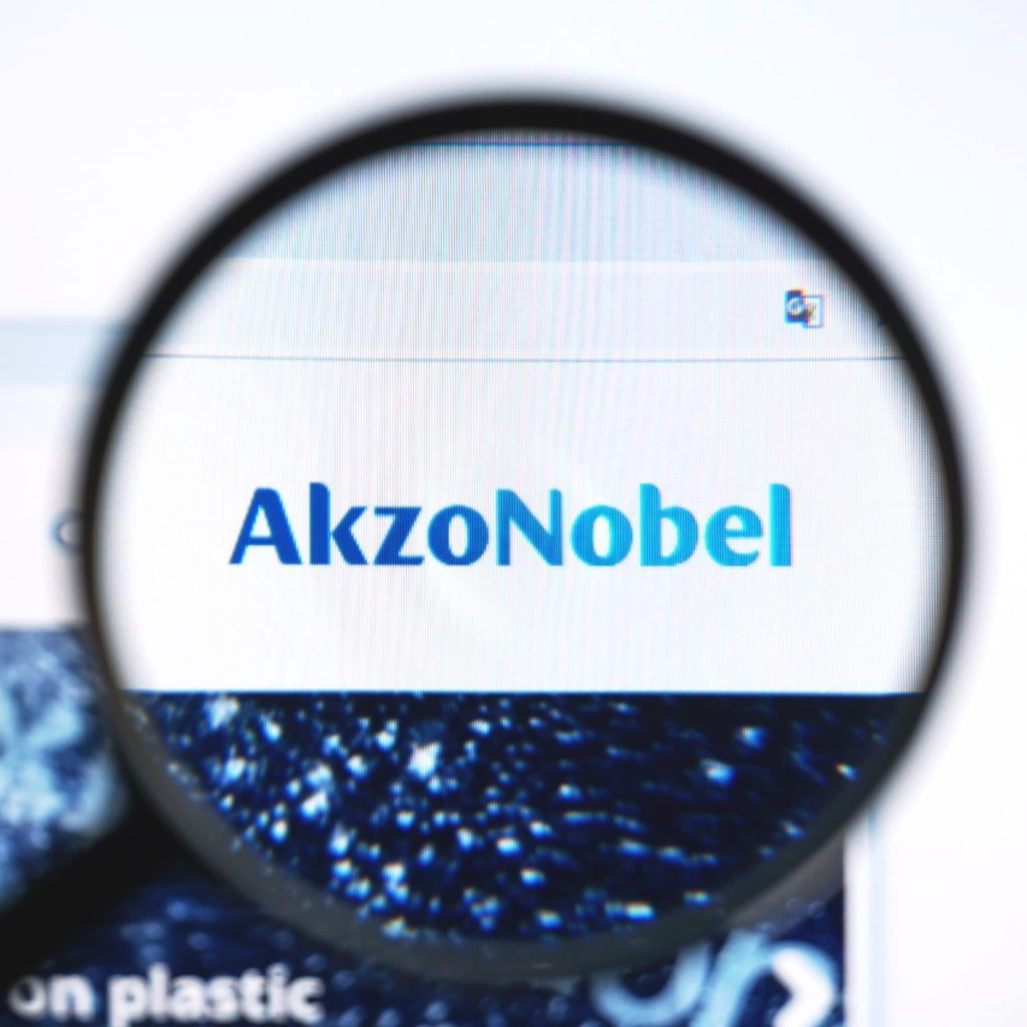 verffabrikant akzonobel blijft wel actief in rusland