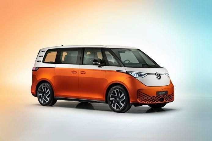 De eerste versies van de VW ID.Buzz krijgen vijf zitplaatsen. Een verlengde uitvoering met zes of zeven plekken volgt later.