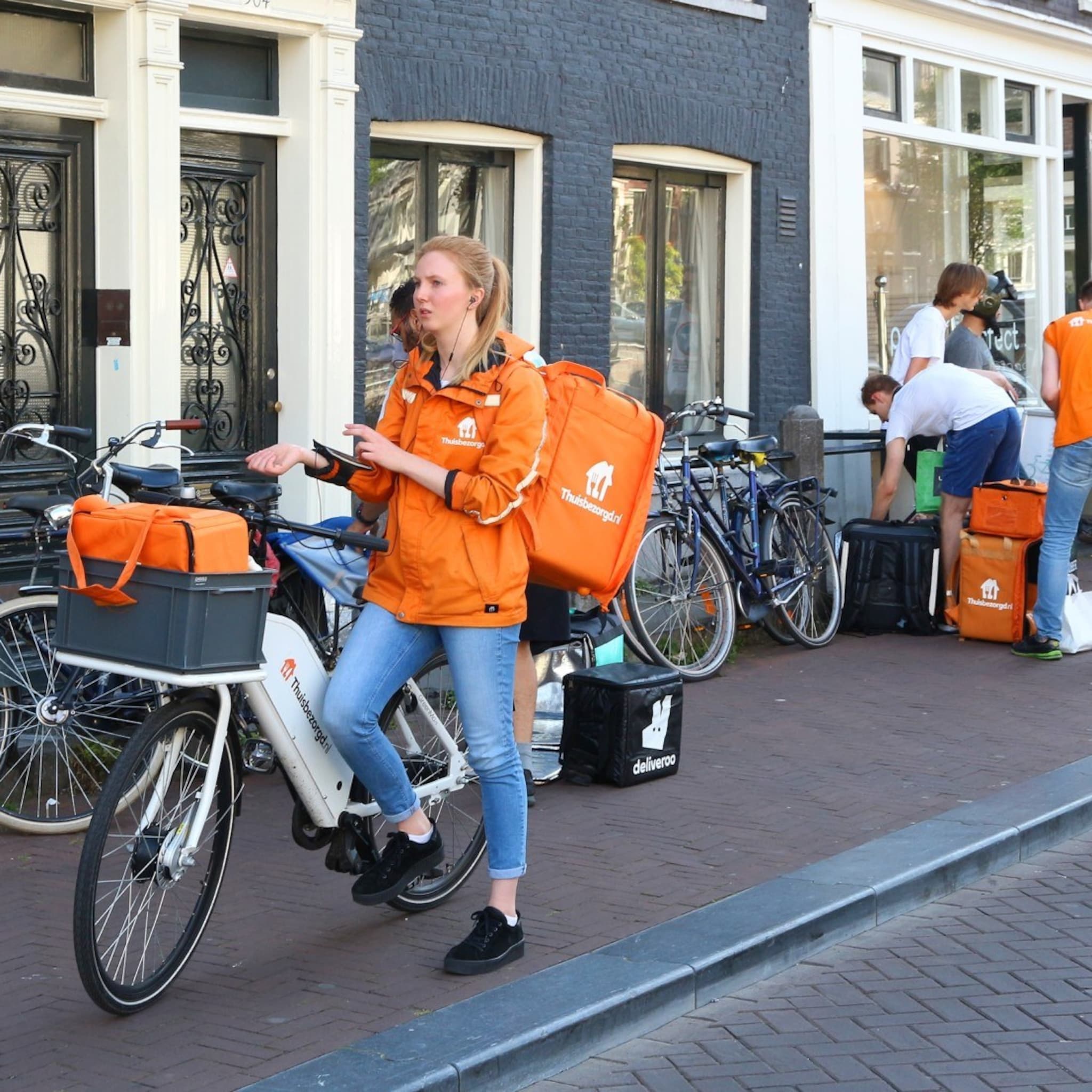 thuisbezorgd en supermarkten staken bezorging in loop van middag vanwege storm