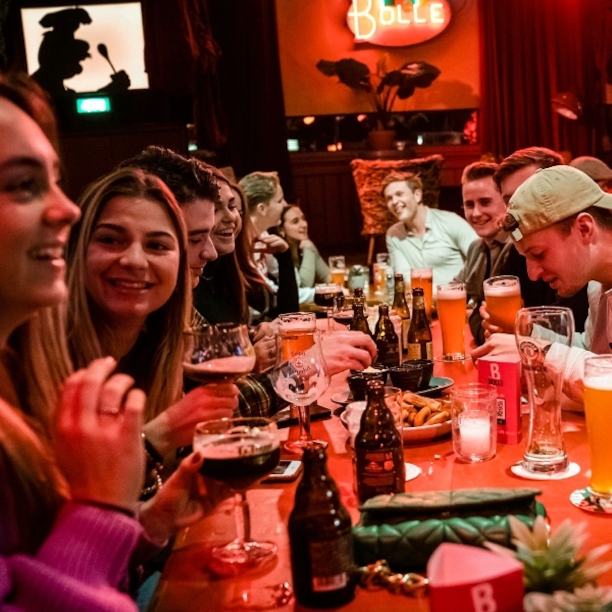 horeca blijft ondanks storm open iedereen moet zelf maar afweging maken