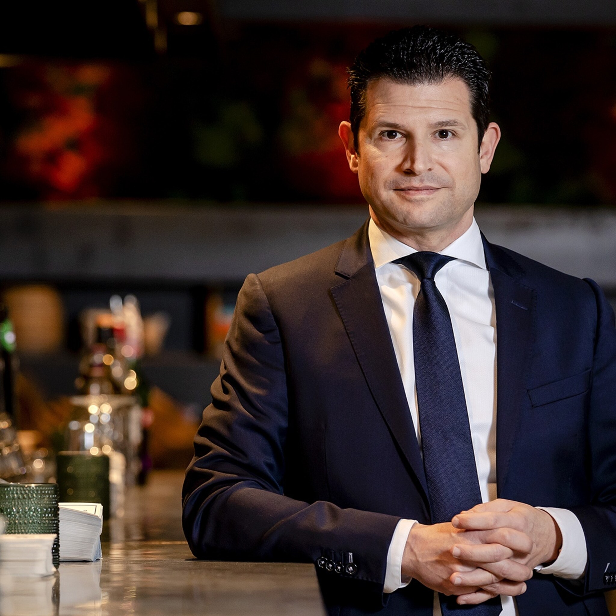 dirk beljaarts stopt als algemeen directeur van koninklijke horeca nederland