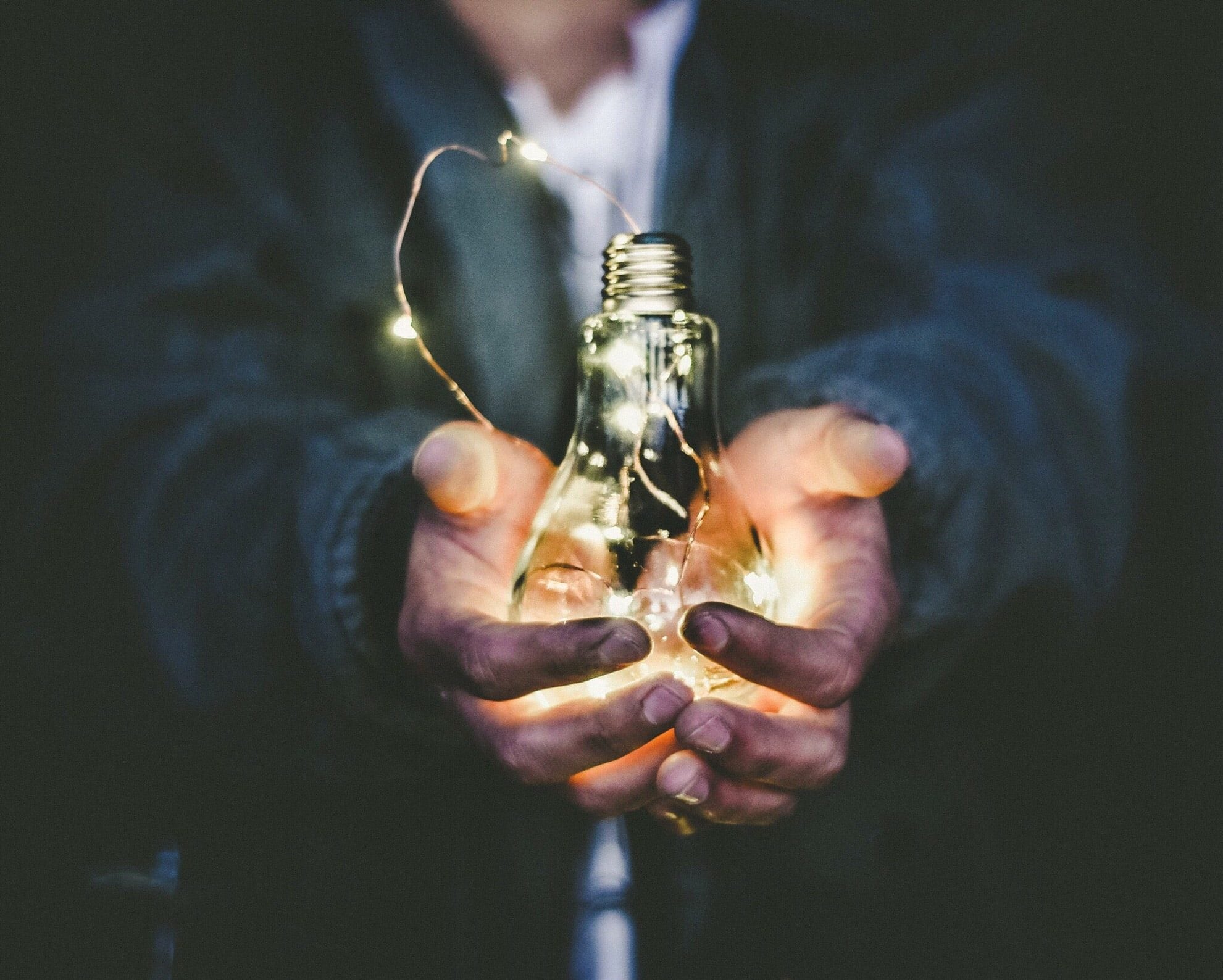 Traditionele bedrijven kopen steeds vaker spelers in de IT-sector of innovatieve startups. Foto: Unsplash