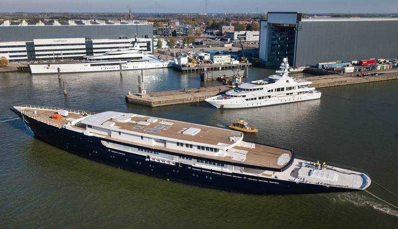 Archiefbeeld van vorig jaar oktober van het het luxe jacht van Jeff Bezos, dat bij Oceanco wordt gebouwd. Foto: Dutch Yachting