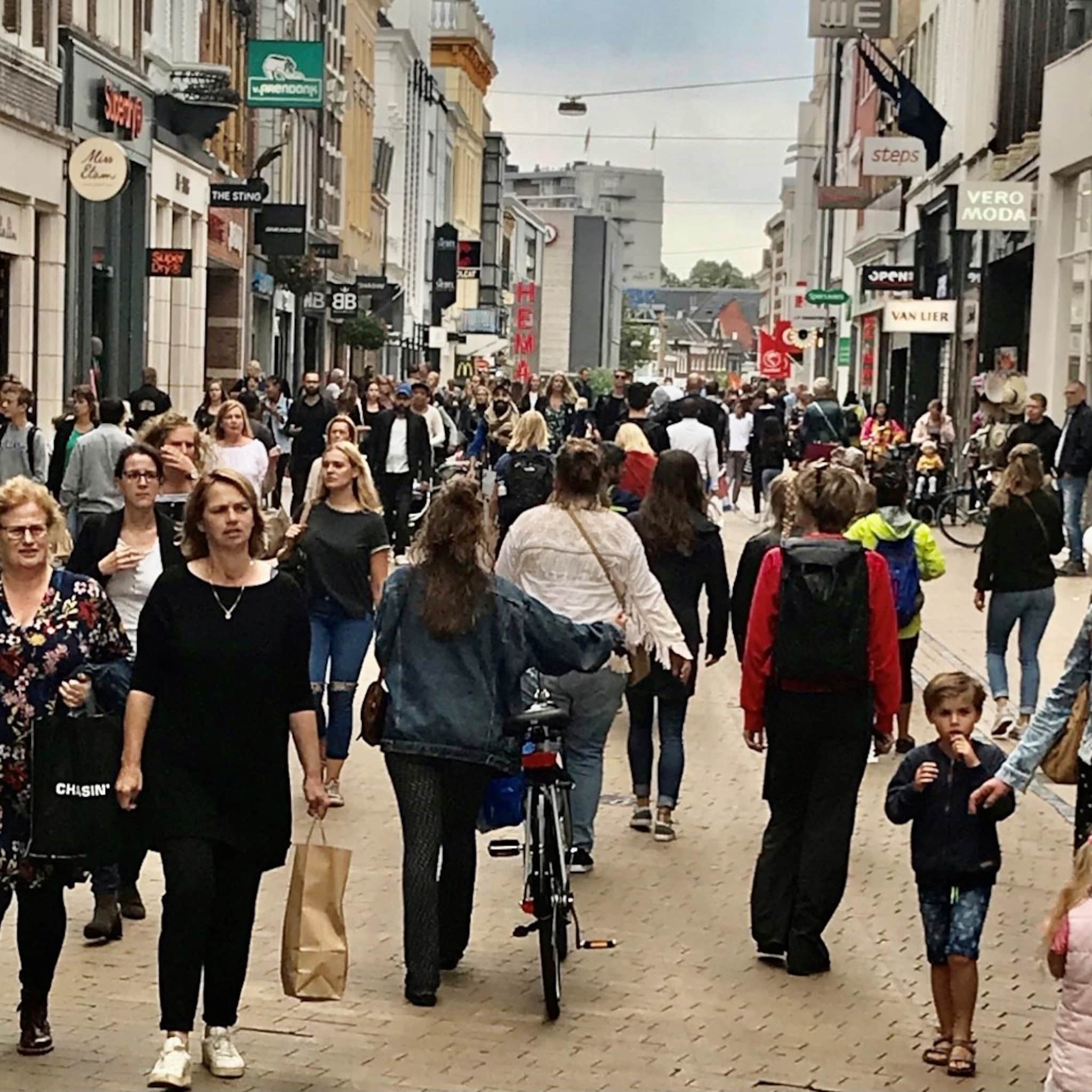 kabinet wil dat corona straks weer bij ondernemersrisico hoort